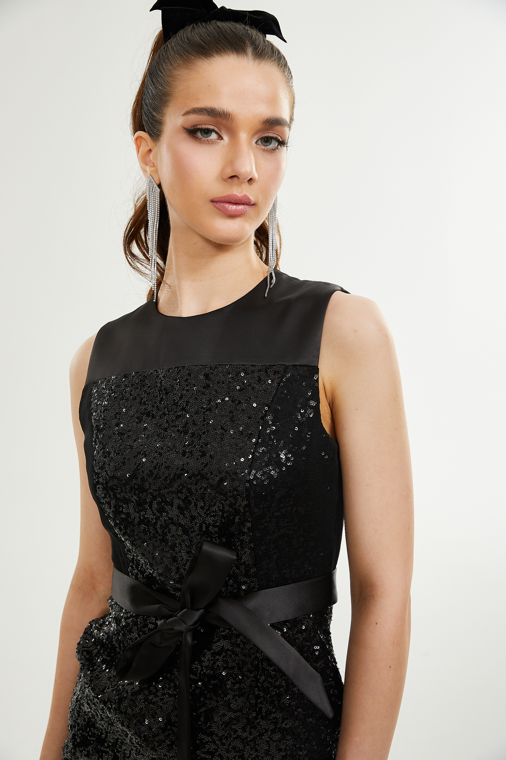 Milia sequinned tie-waist dress