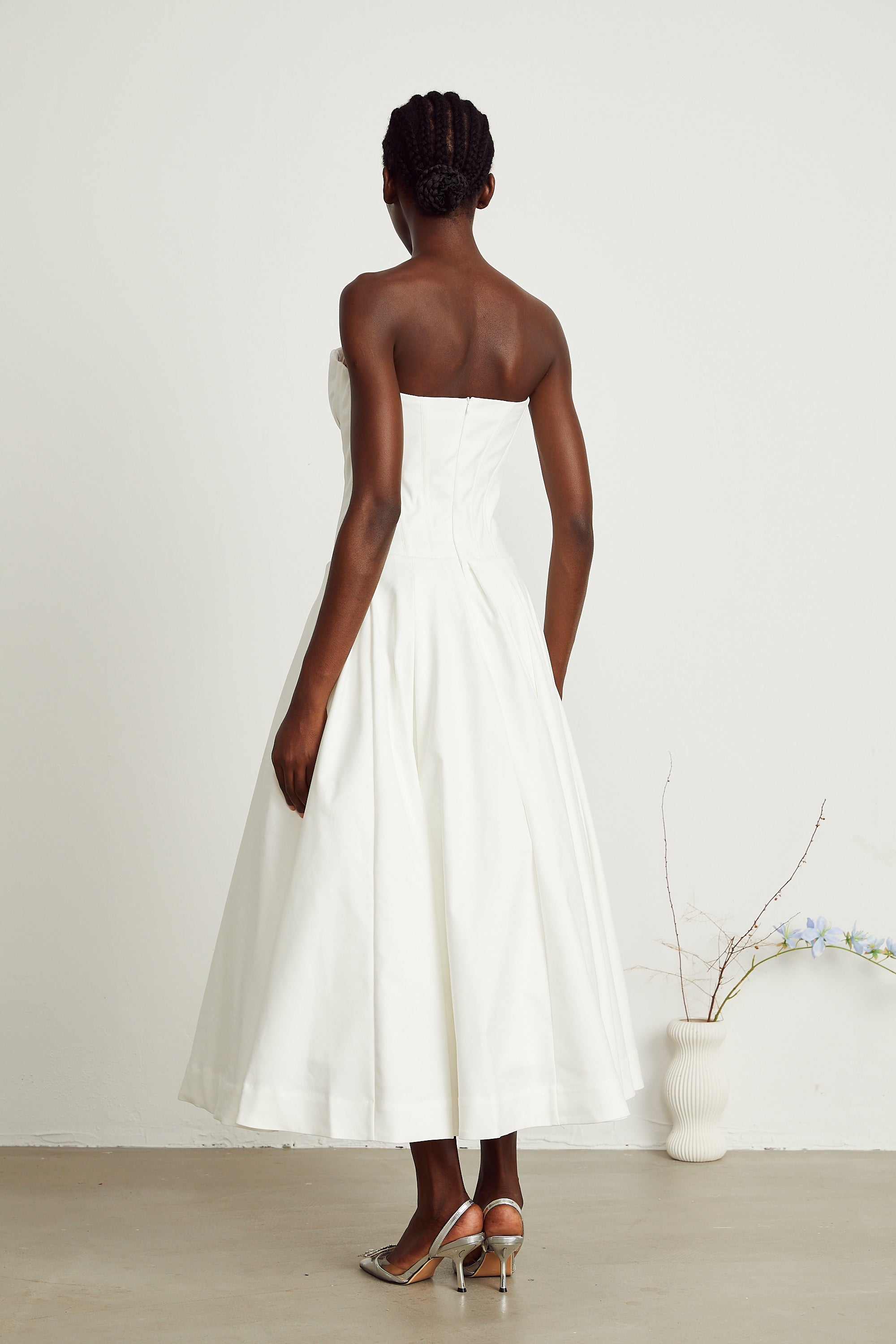 Katherine off-shoulder corset midi dress in White