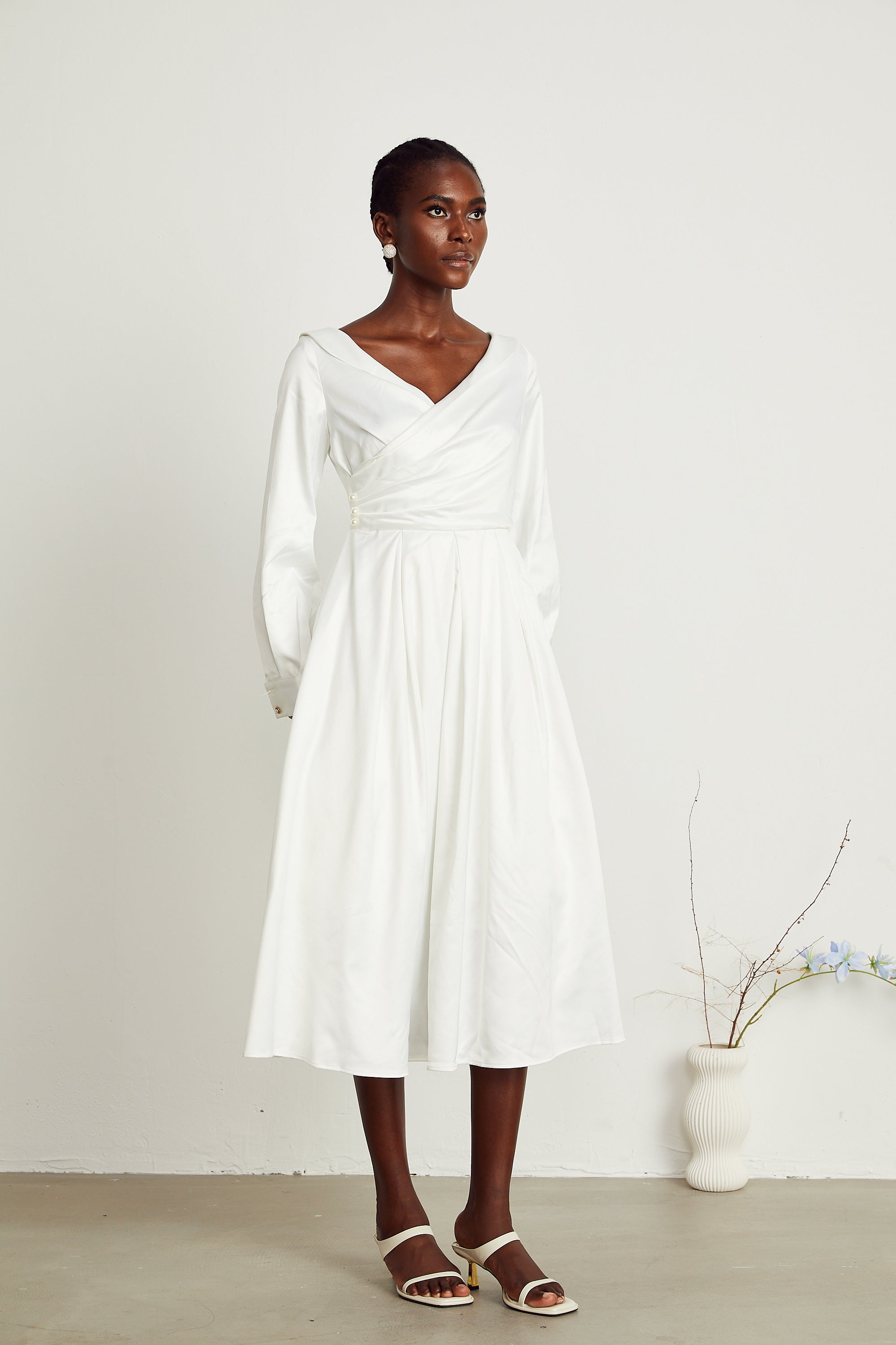 Emma white pleated V-neck midi dress