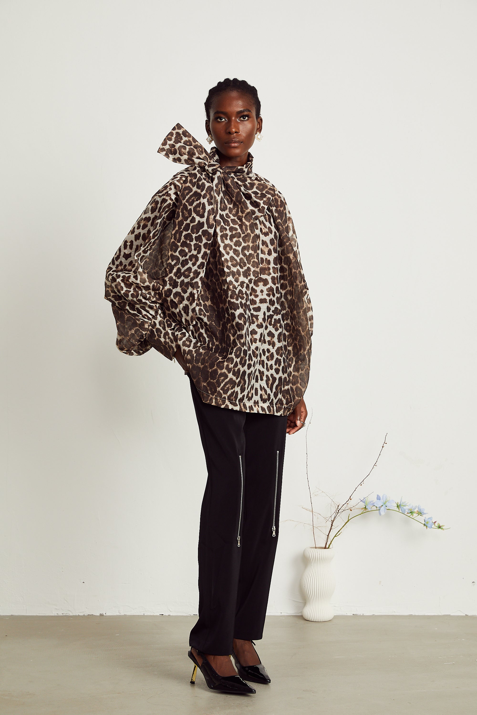 Belle leopard-print oversize-sleeved blouse