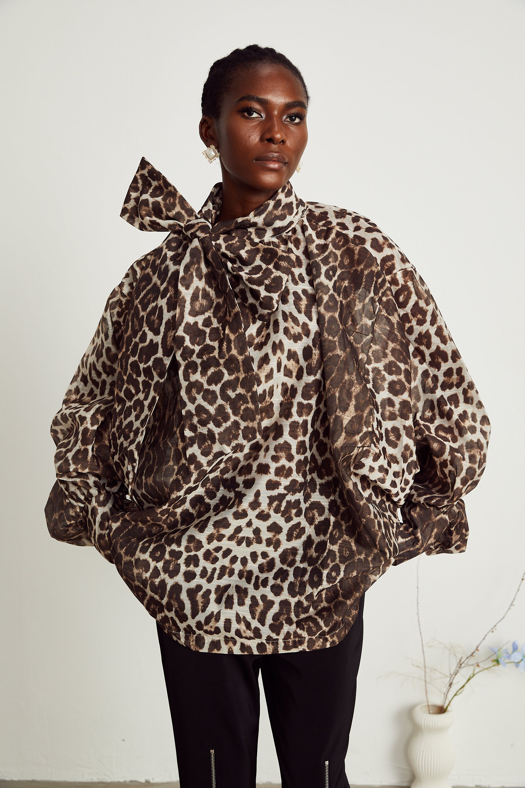 Belle leopard-print oversize-sleeved blouse