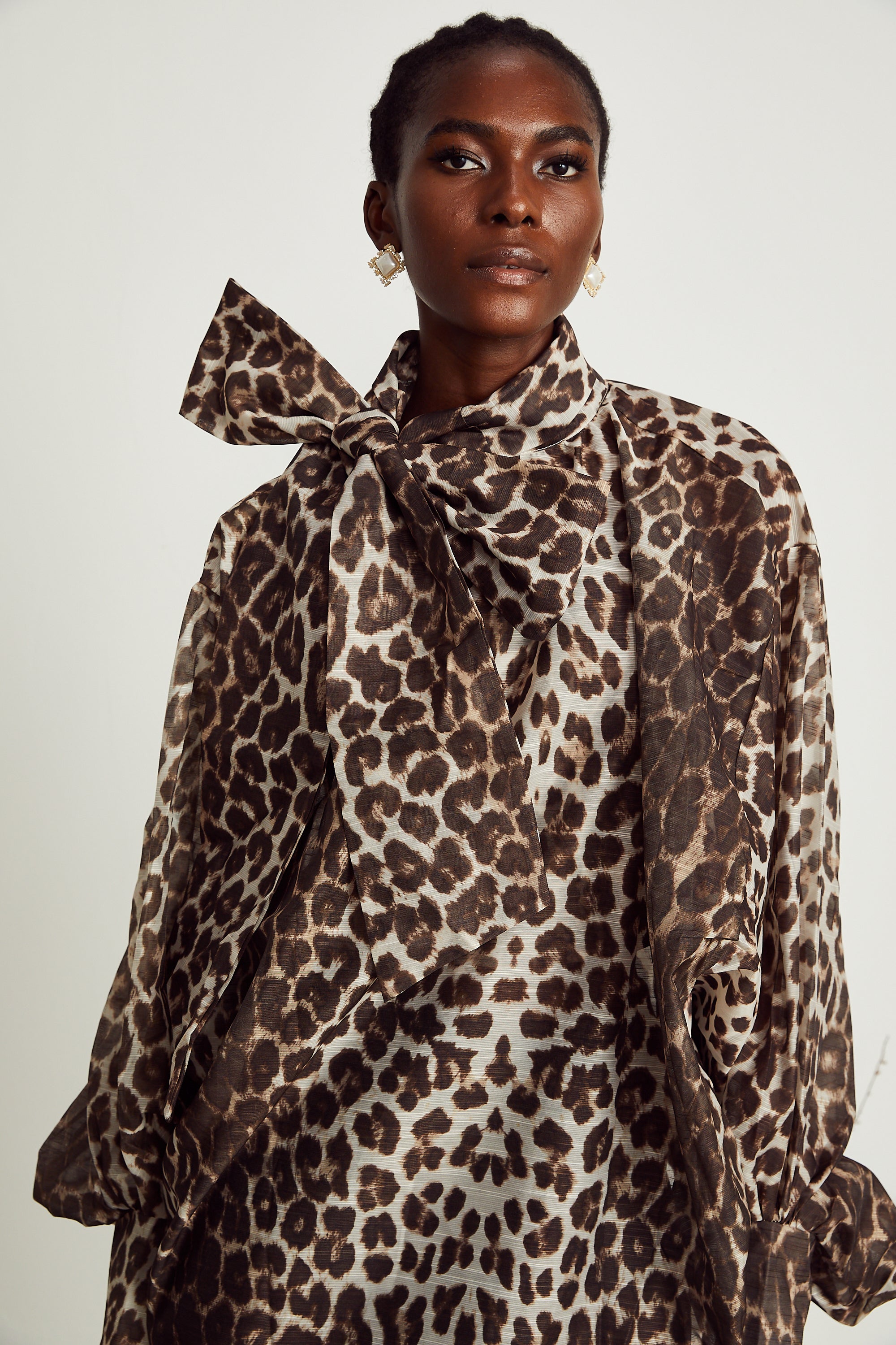 Belle leopard-print oversize-sleeved blouse