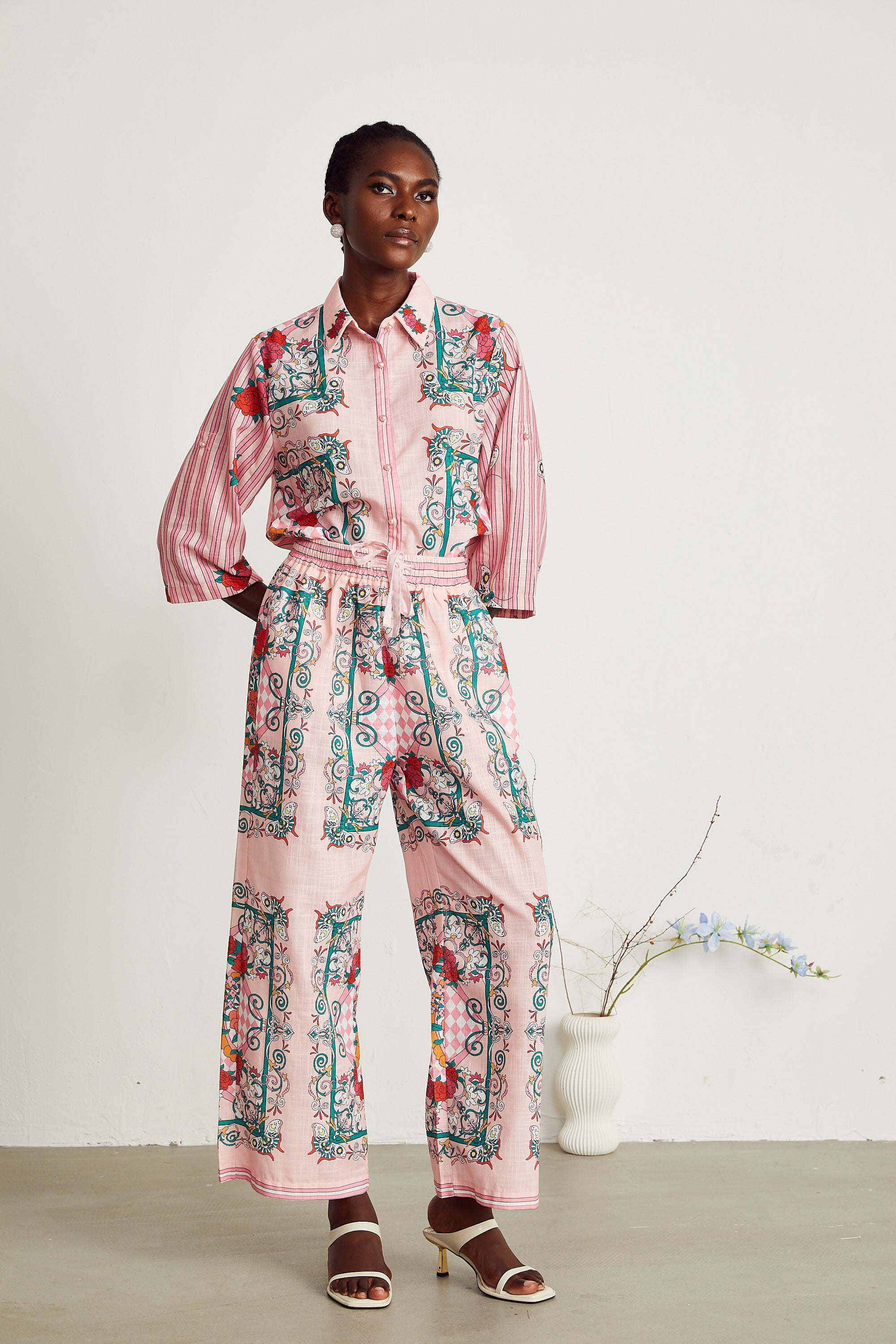 Anaïs pink graphic-print shirt & trousers matching set