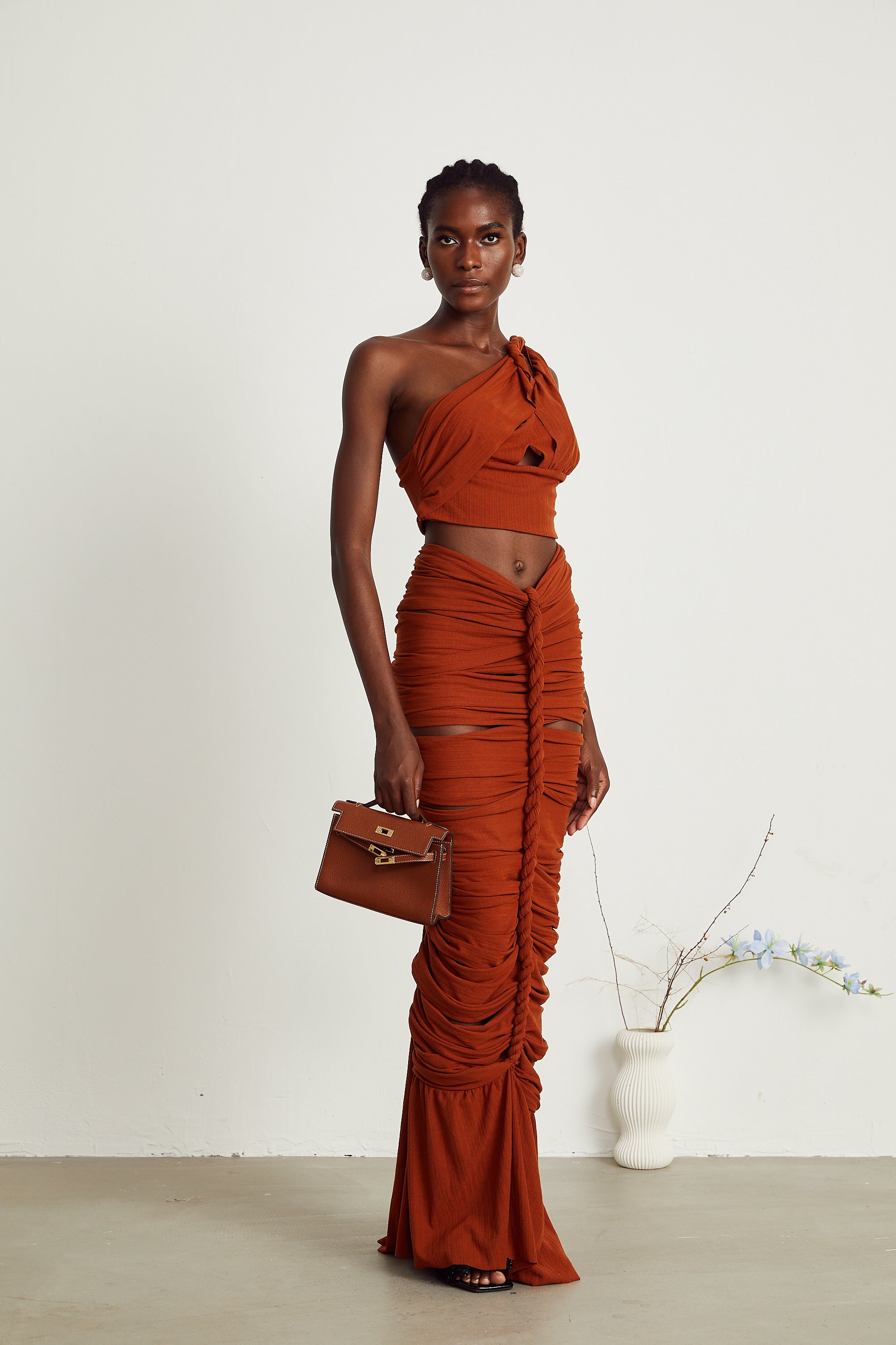 Célestine brown twisted cut-out top & skirt matching set