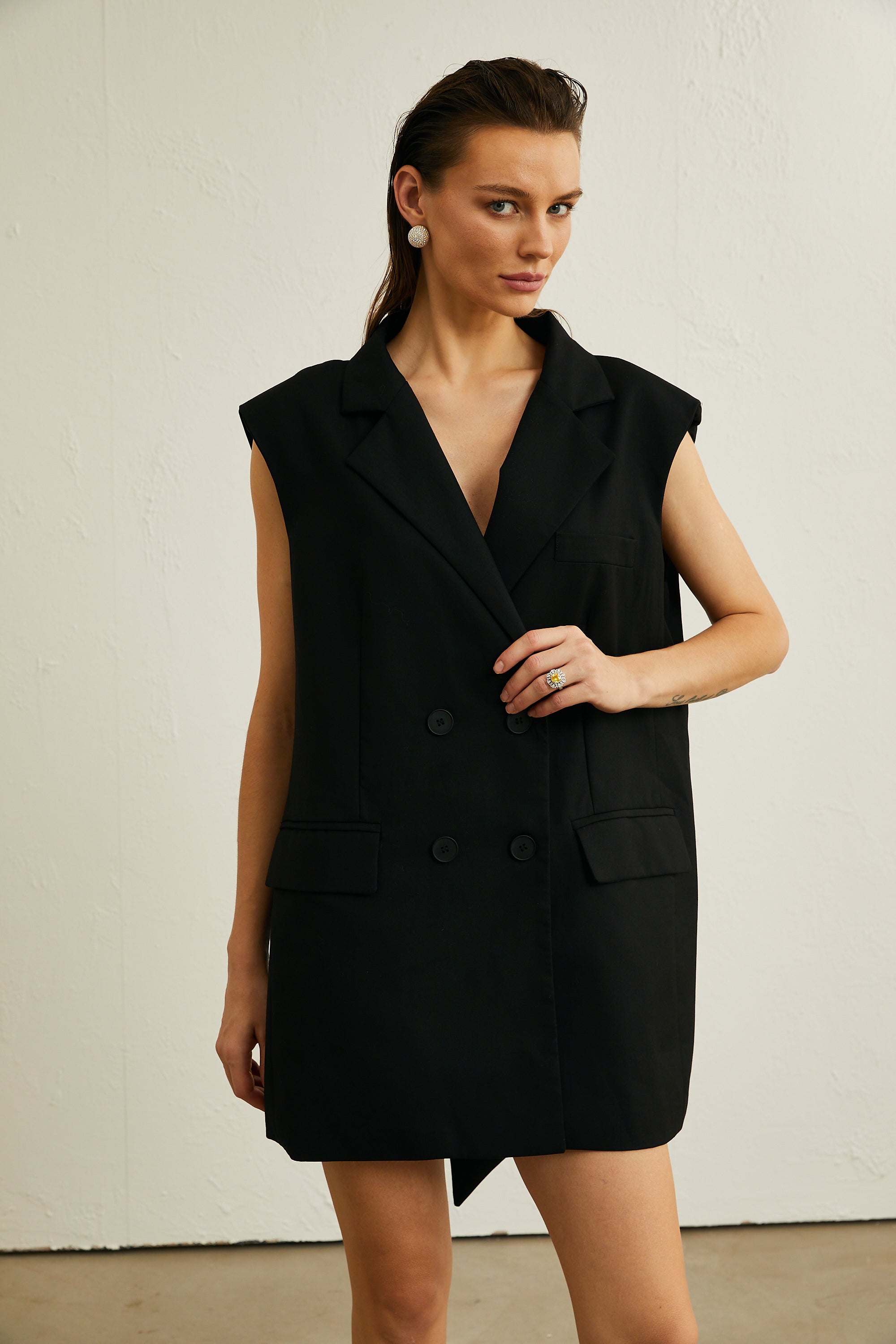 Irina bow-detail sleeveless blazer dress