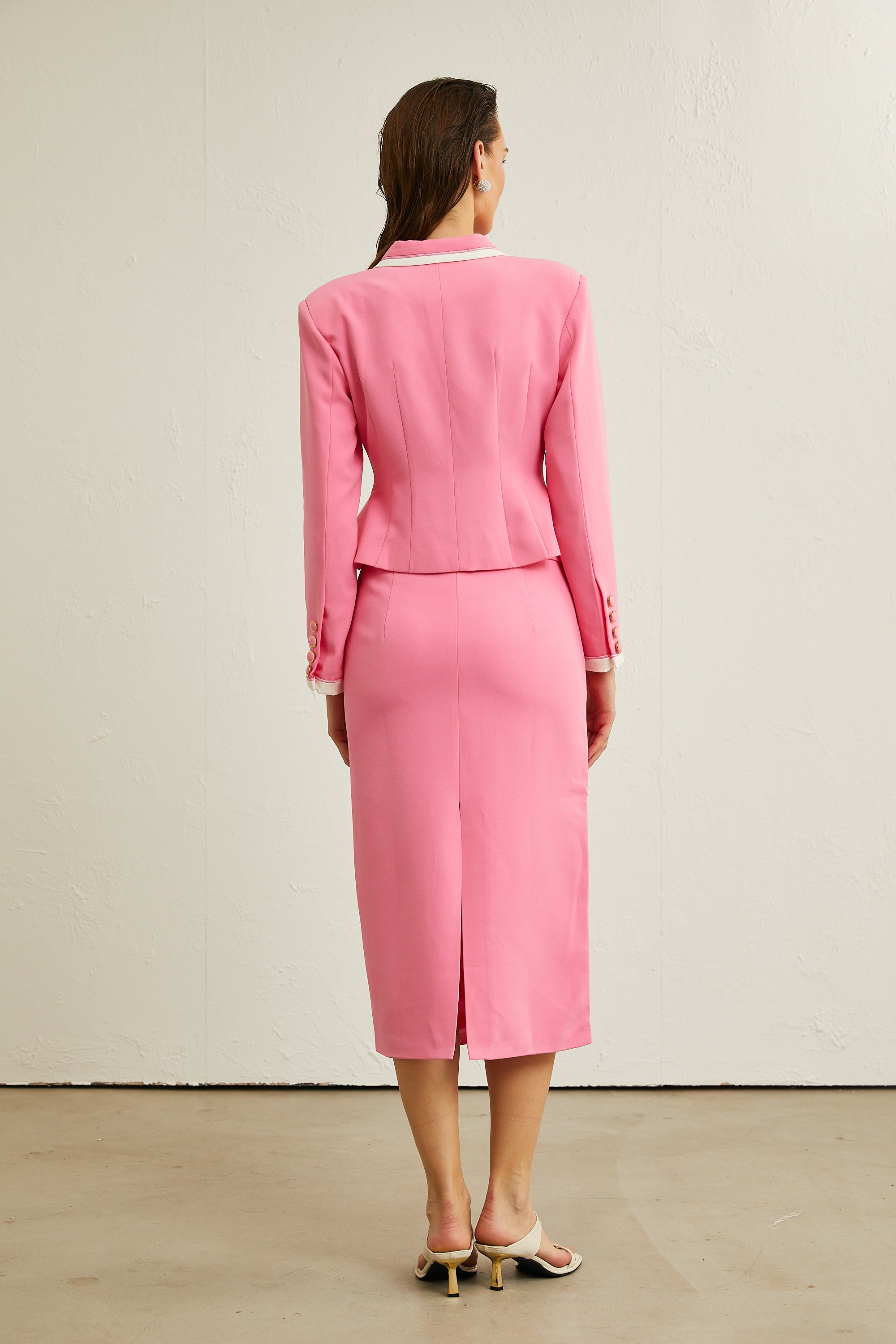 Léonor pink color-blocked jacket & skirt matching set