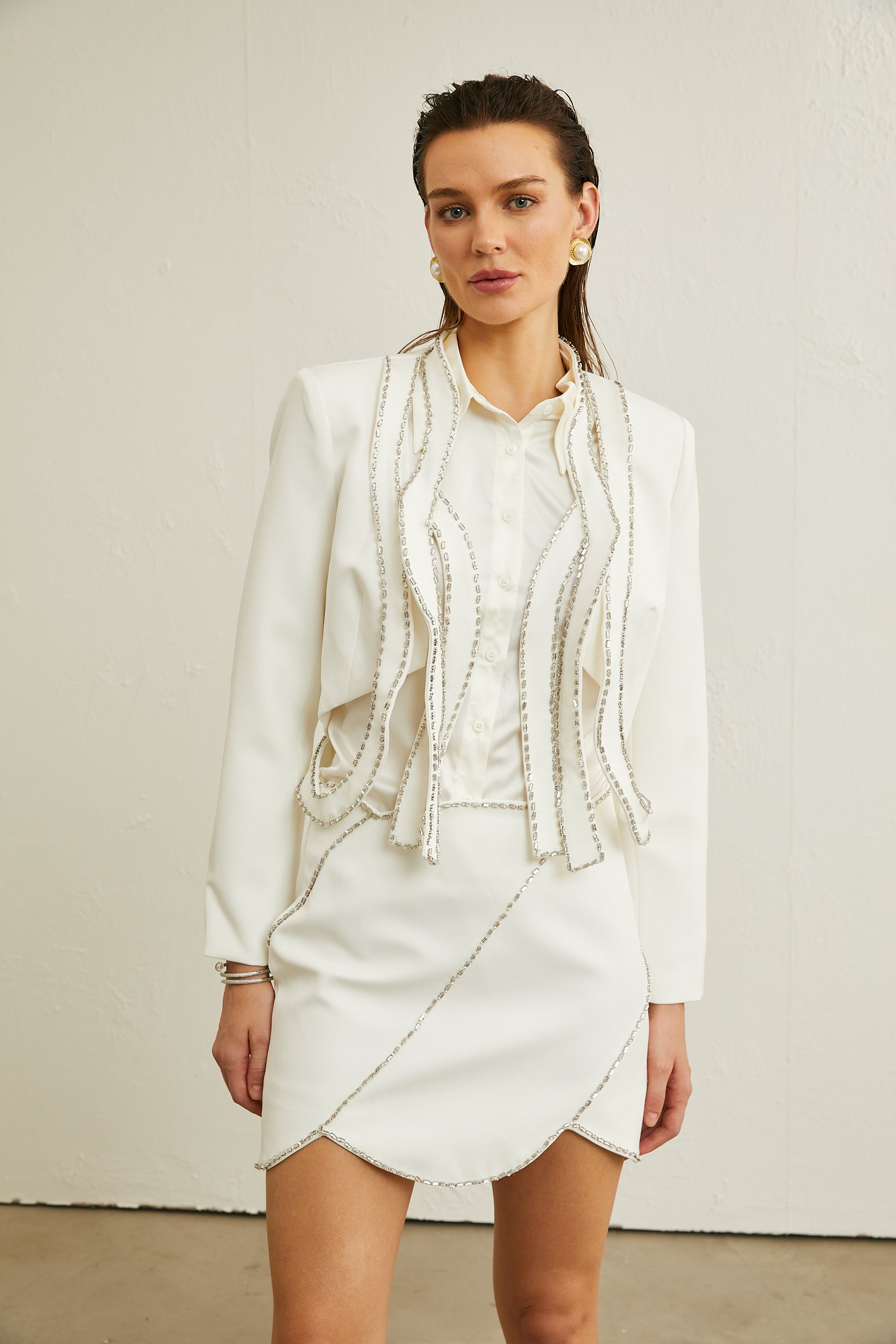 Ève crystal-embellished jacket & skirt matching set in White