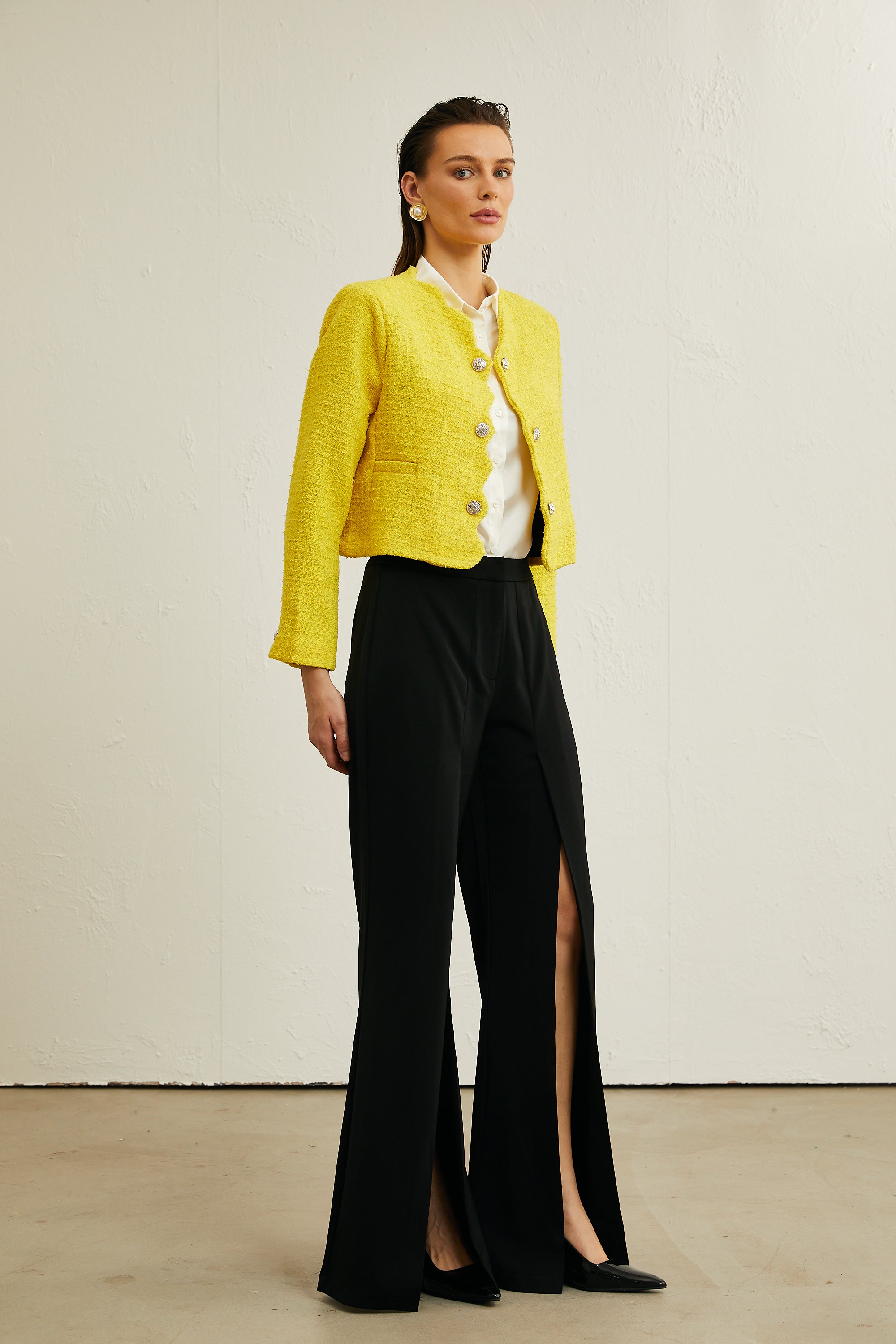 Ulrike yellow scallop-trim jacket