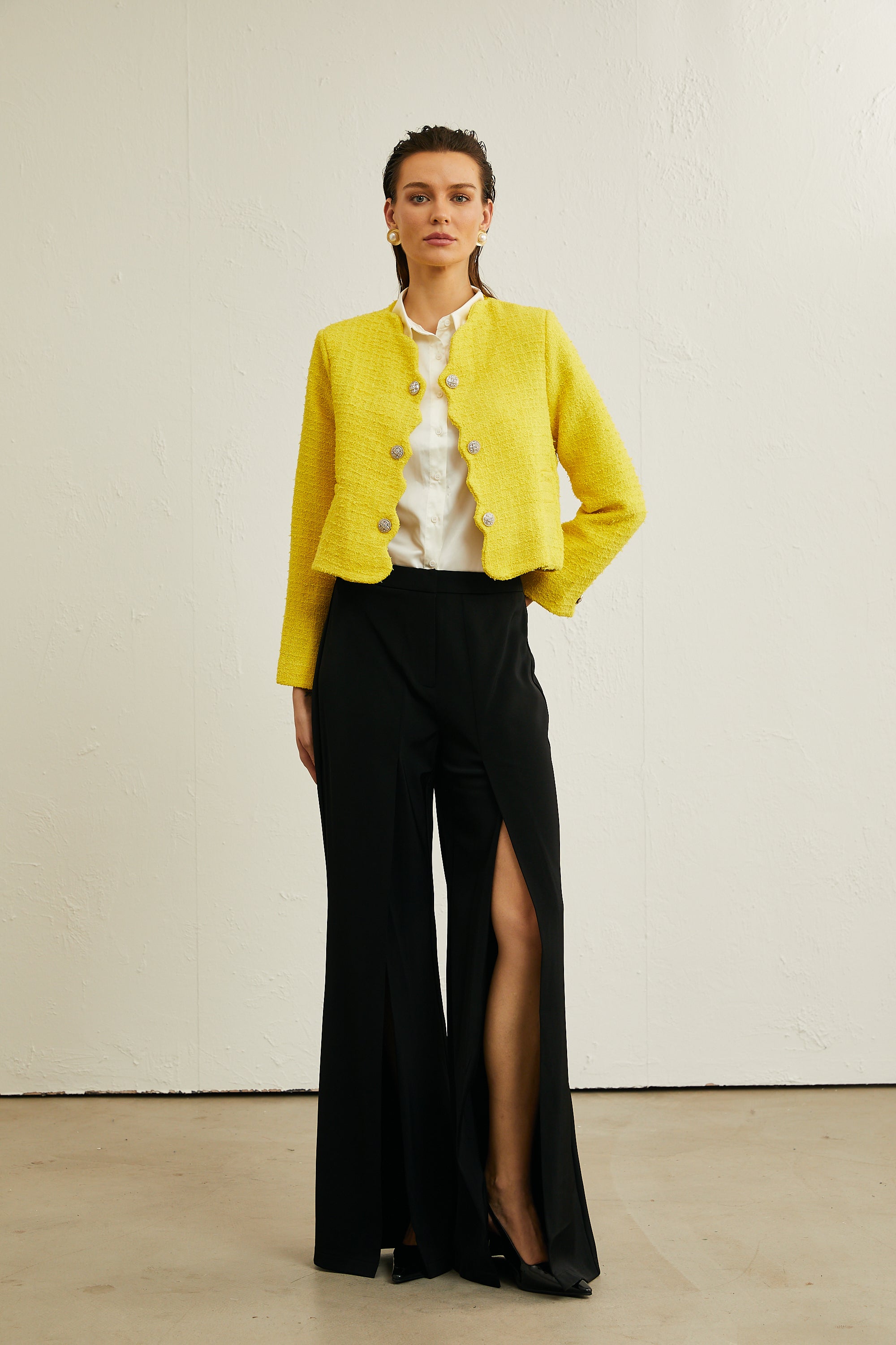 Ulrike yellow scallop-trim jacket