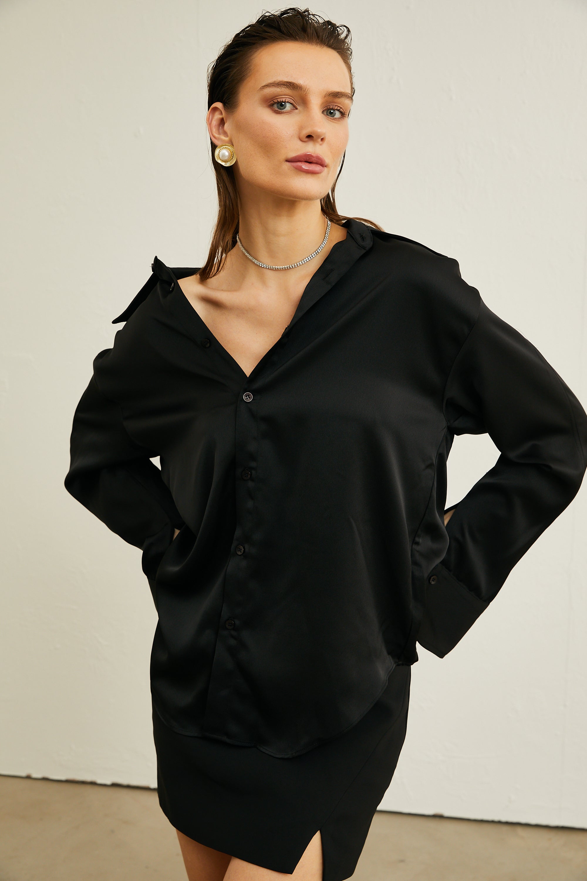 Coralie lace-panelling satin shirt