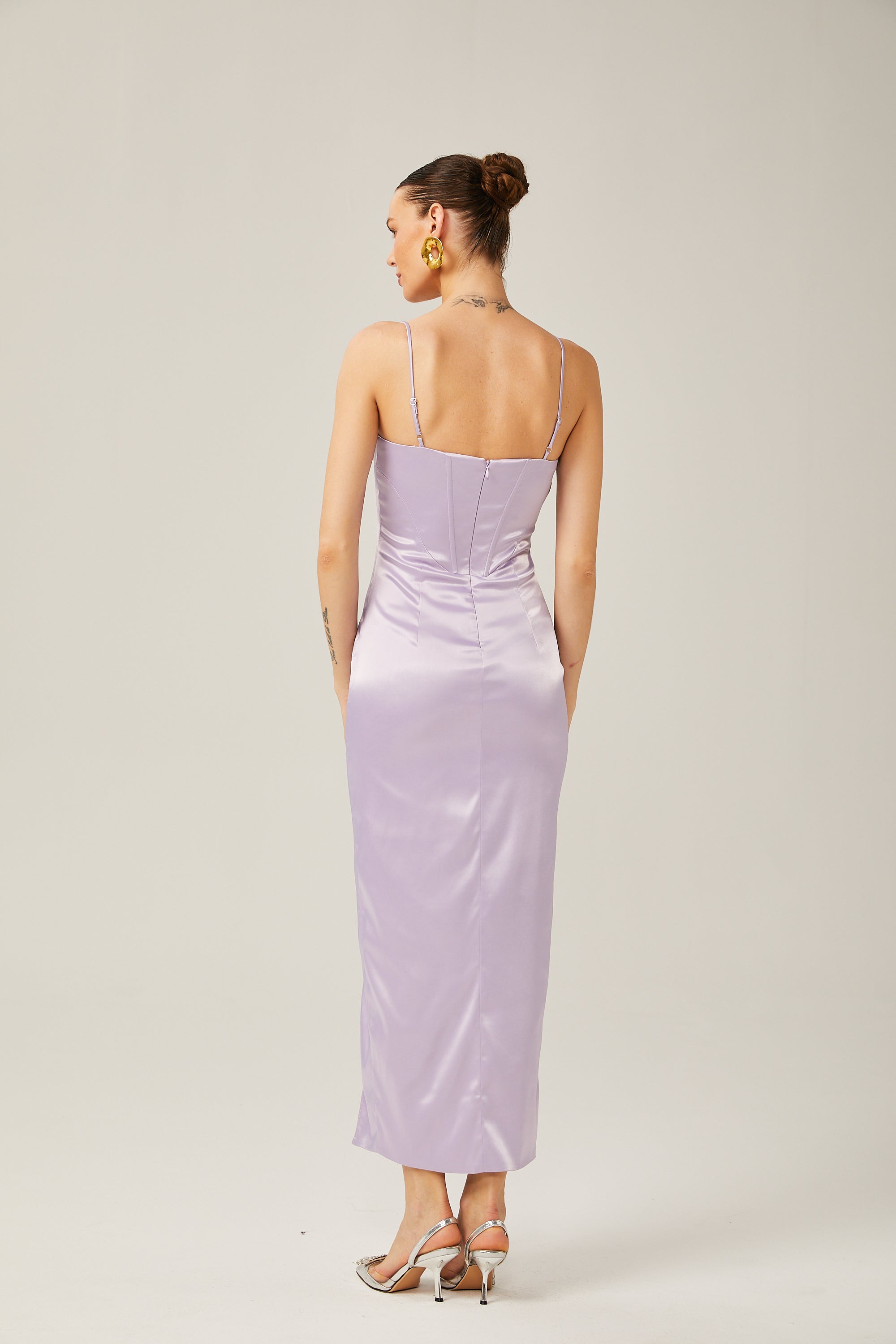 Aliénor purple satin high-slit midi dress