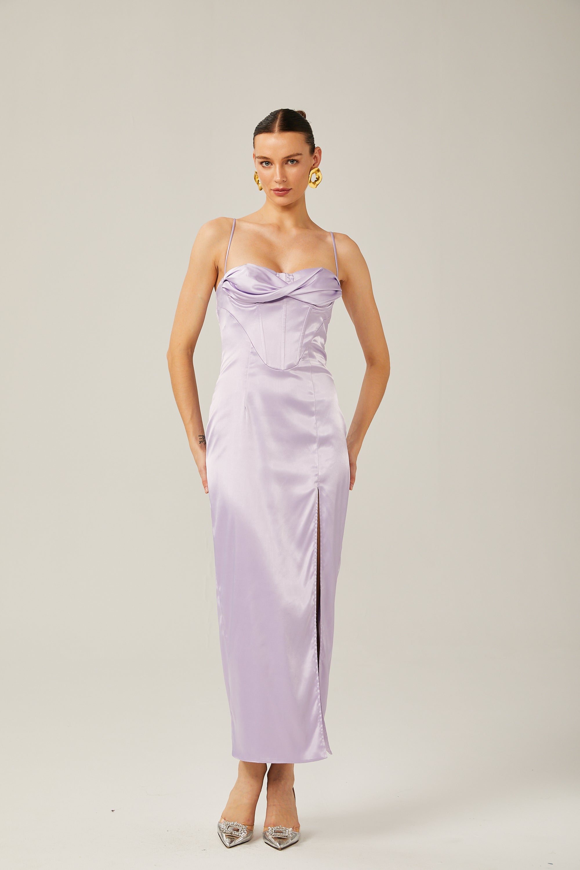 Aliénor purple satin high-slit midi dress