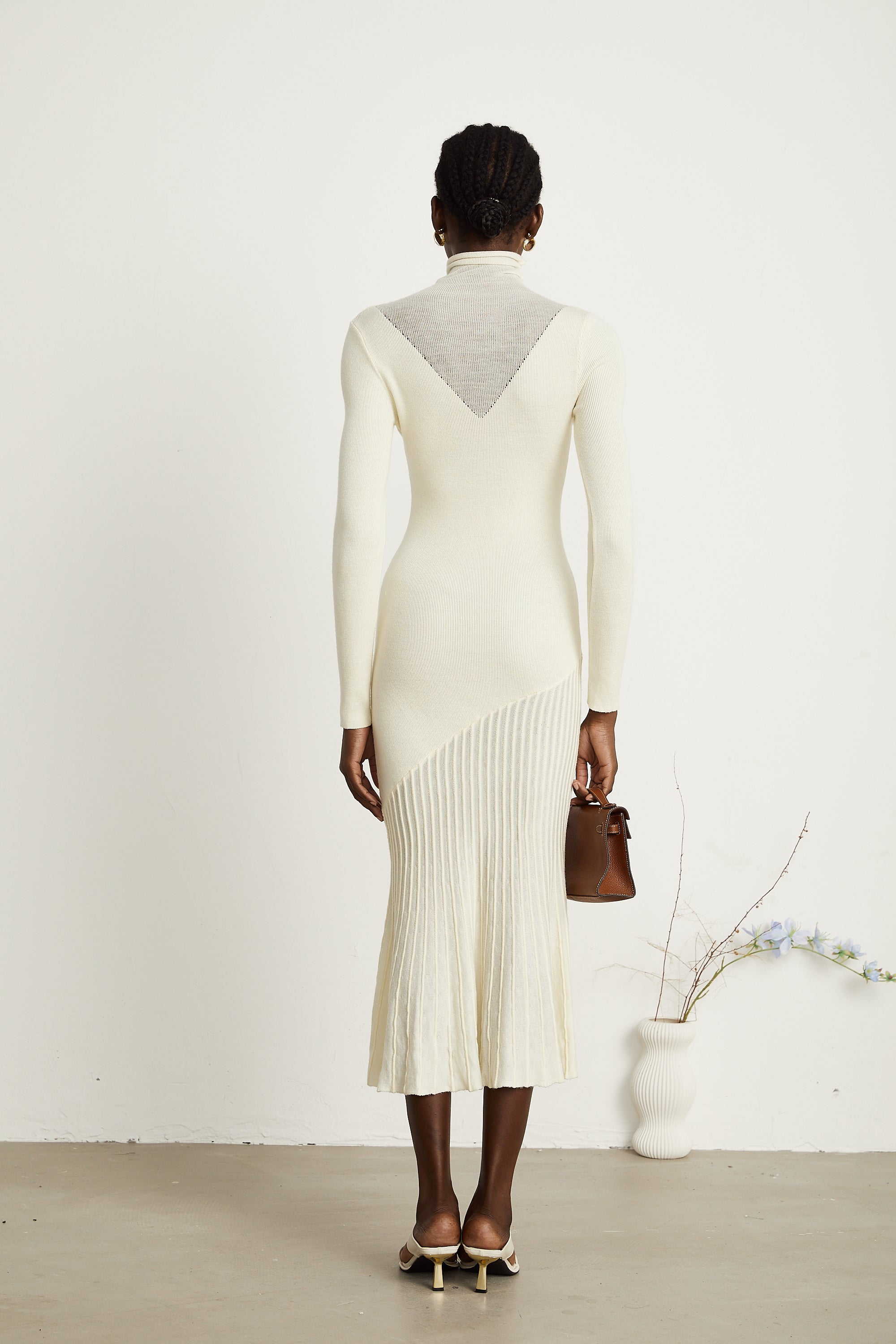 Émeline white knitted pleated midi dress