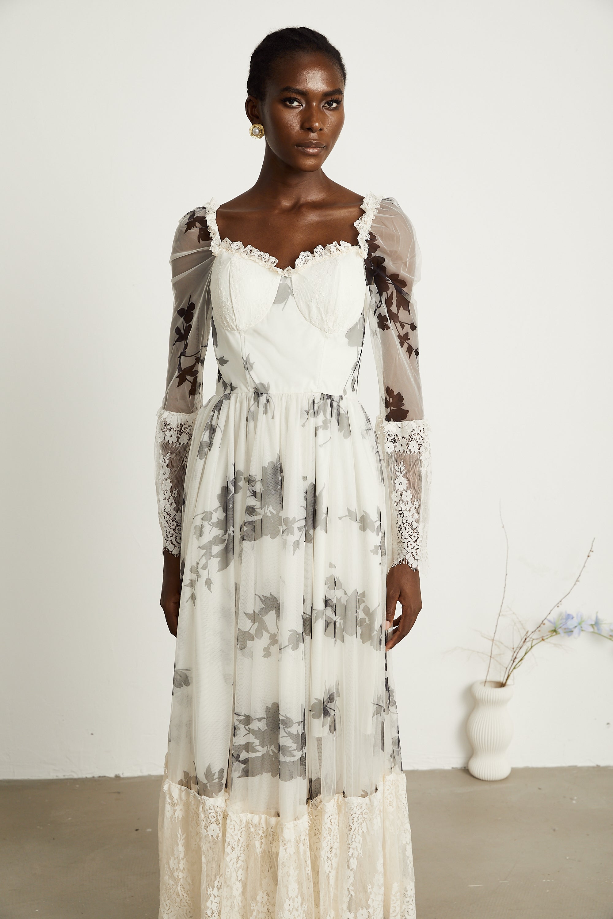 Théa bell-sleeve floral lace-panelled maxi dress