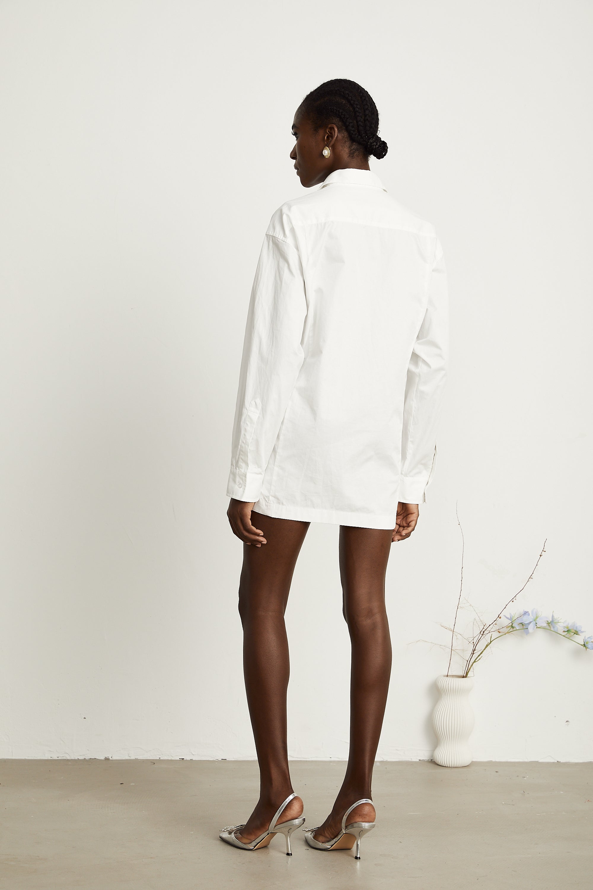 Victoire white crystal tassel-design gathered shirt dress