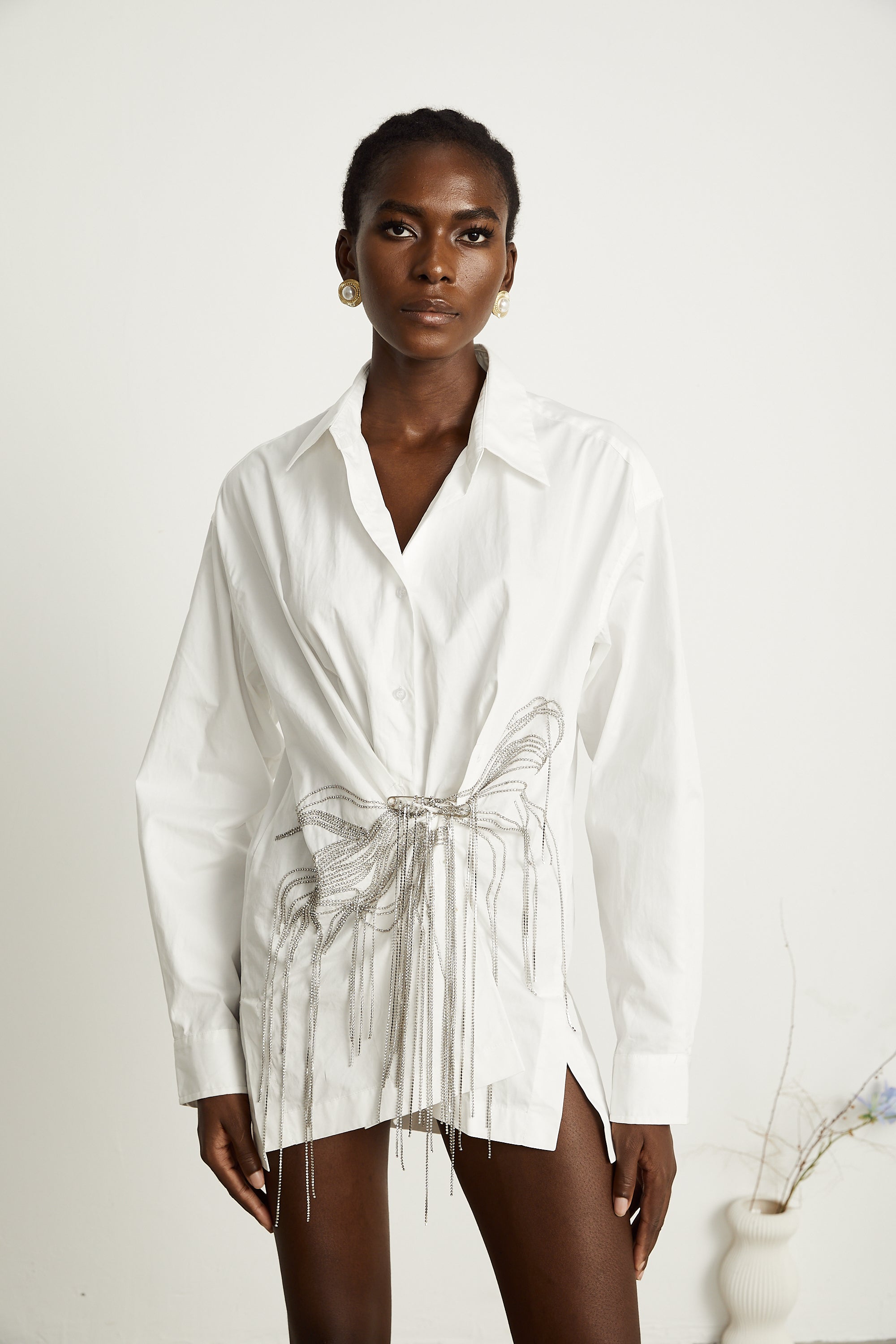 Victoire white crystal tassel-design gathered shirt dress