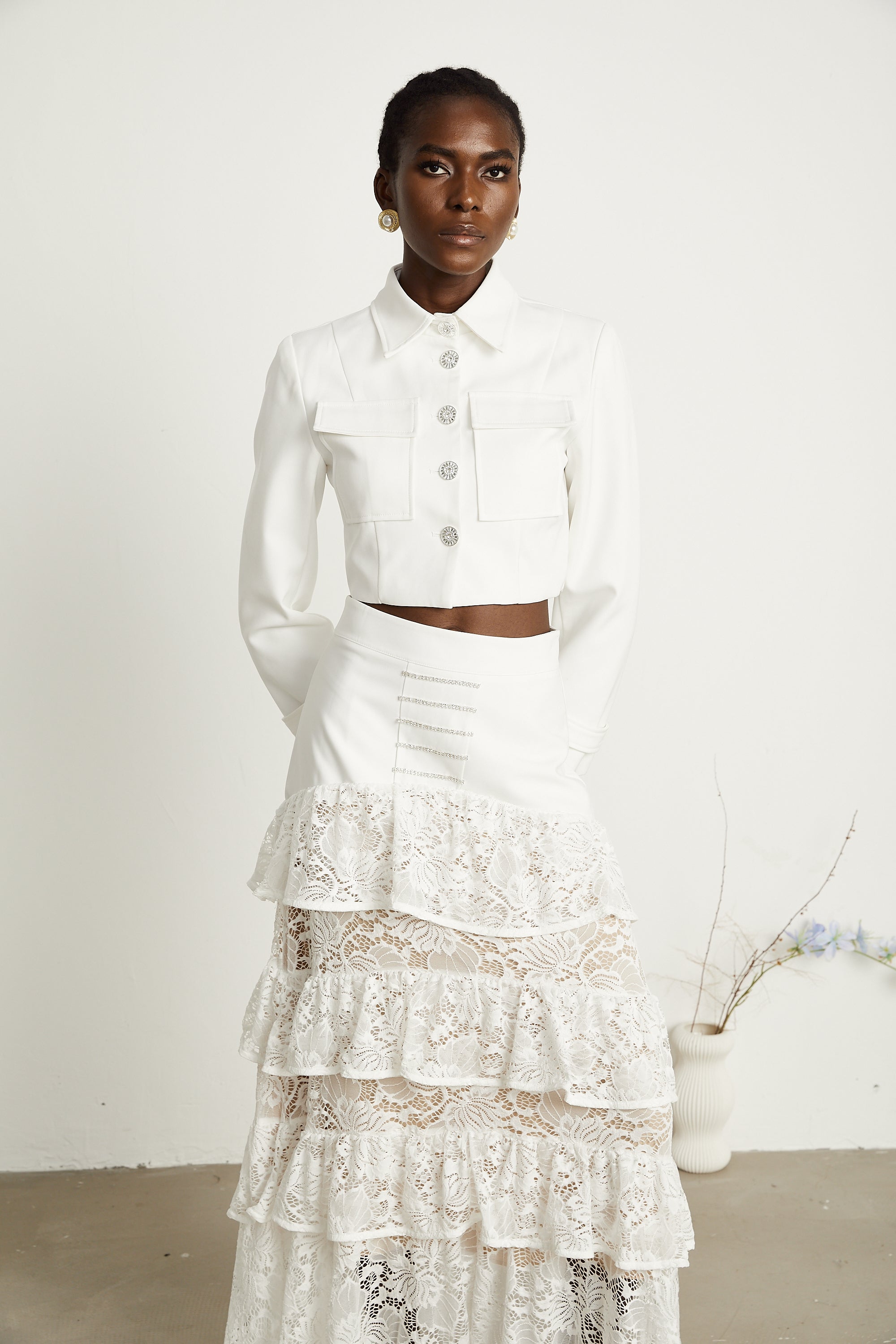 Zélie white lace-panel jacket & skirt matching set