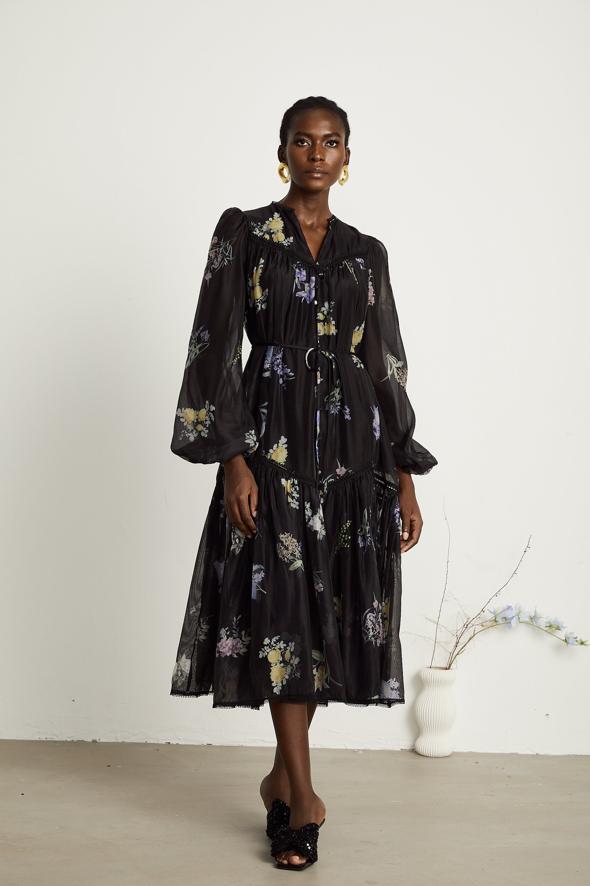 Valérie black floral-print pleated midi dress