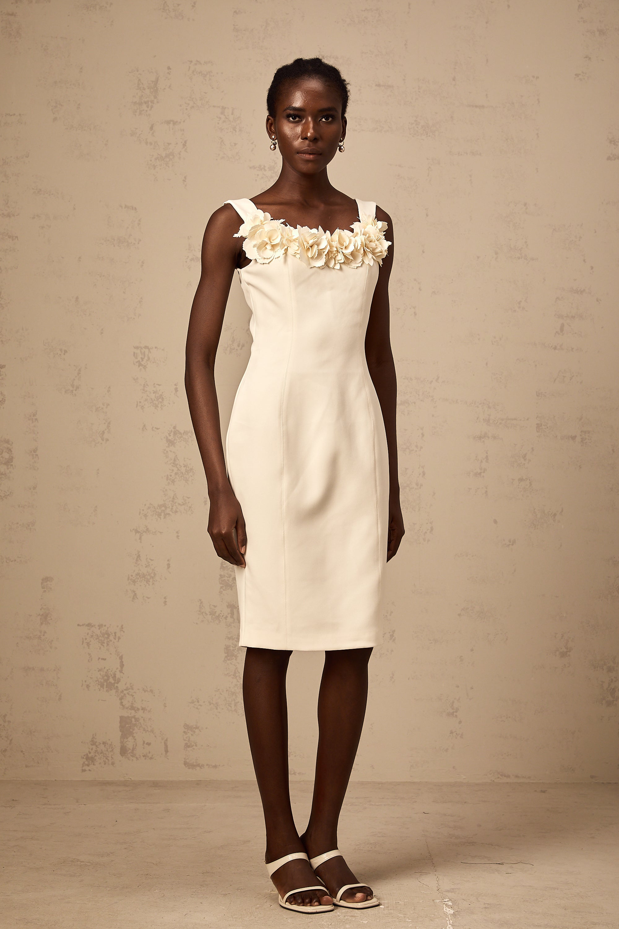 Vérane white 3d-petal sleeveless midi dress