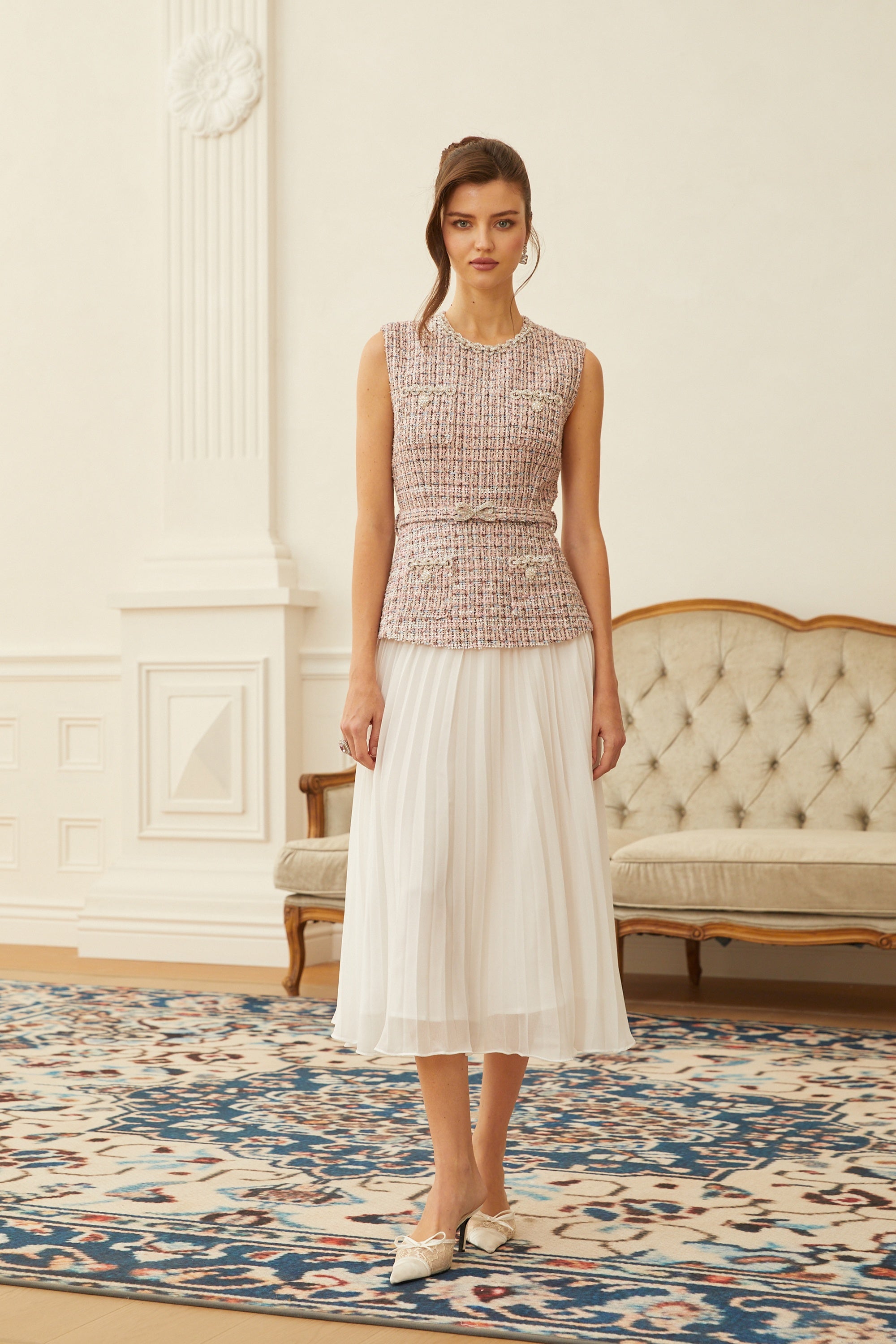 فستان ميدي من تويد مزين بتفاصيل وردية من لولا