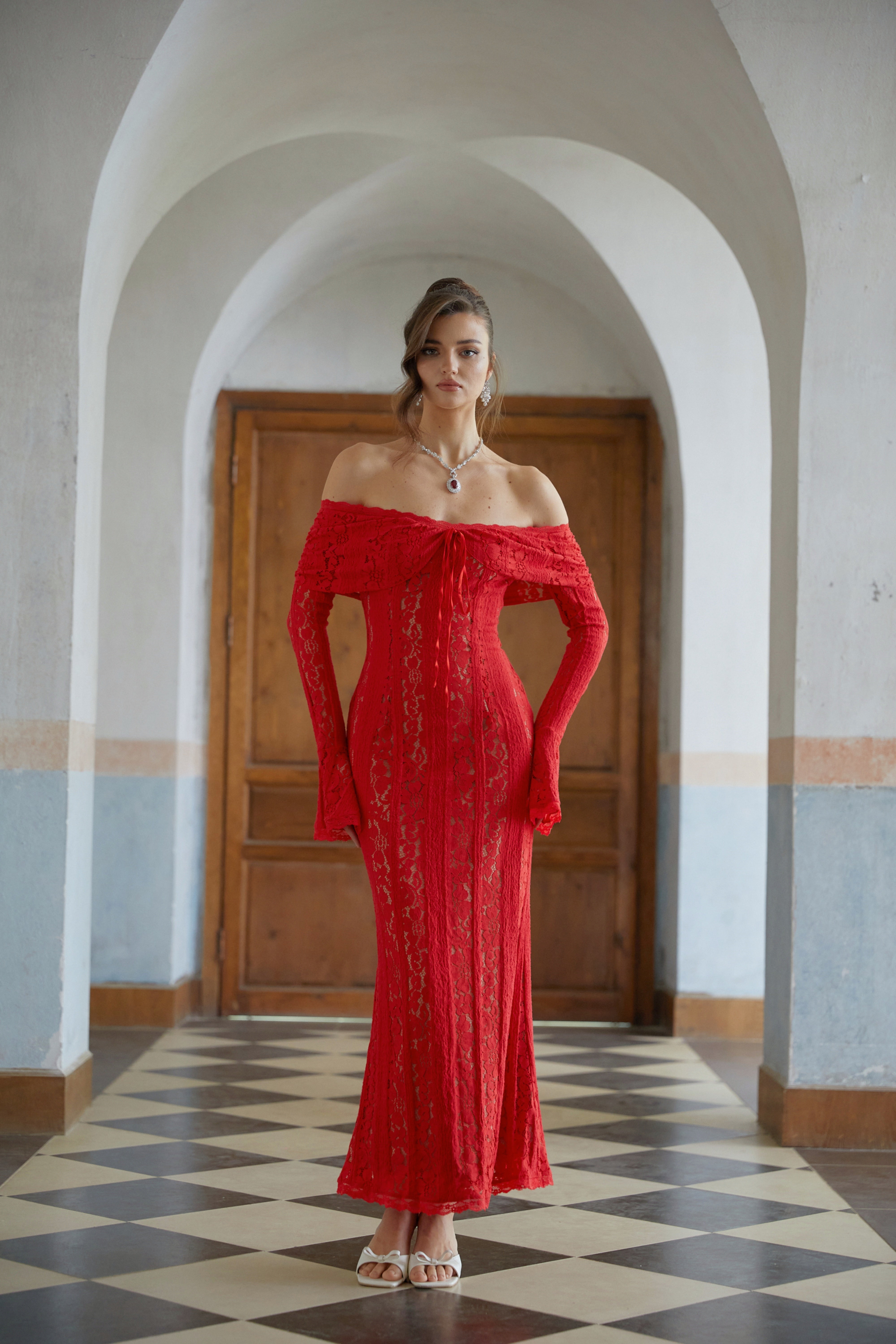 Émeline Red Floral Lace Flared-cuff Midi Dress