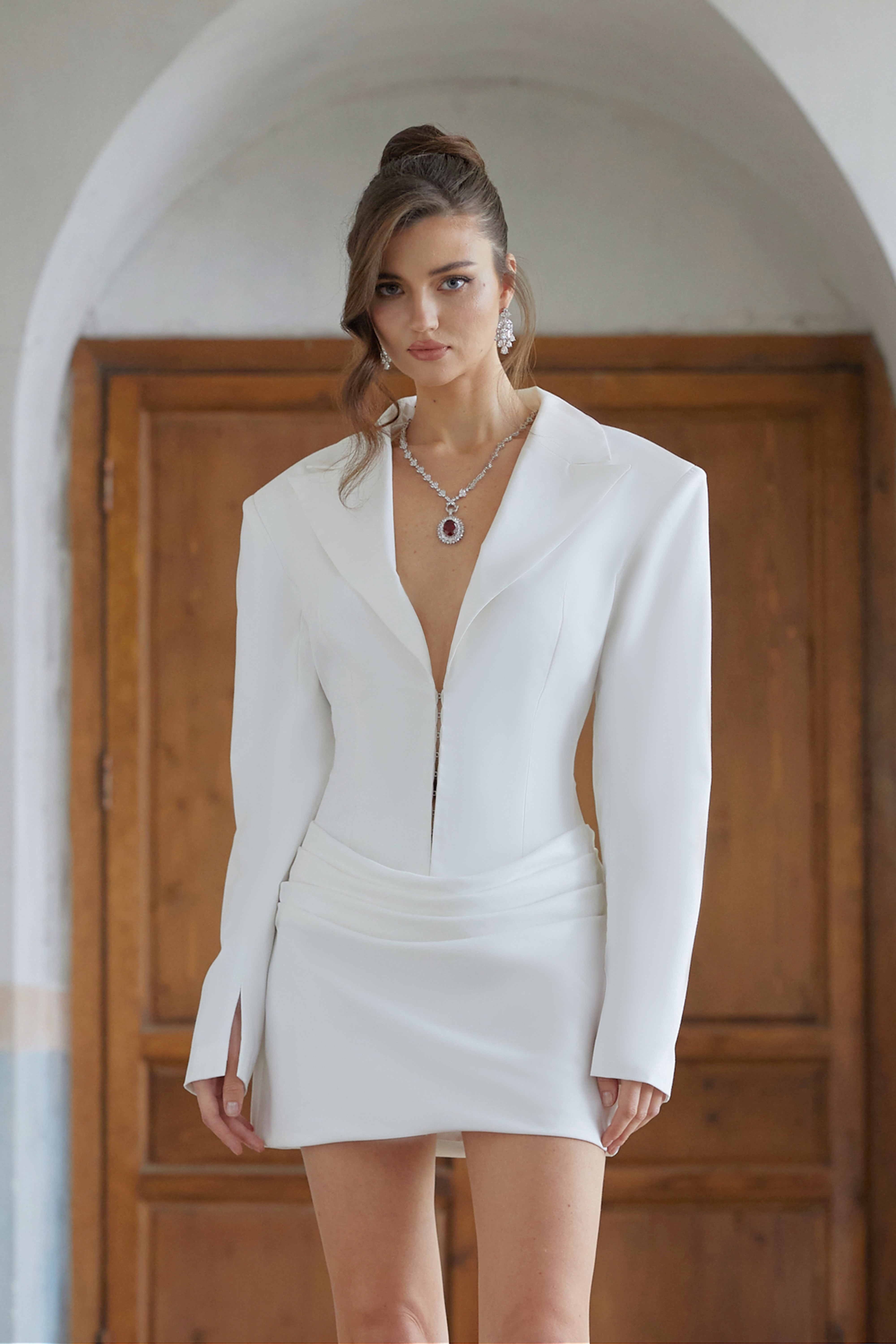 Rosette Weißes Blazer-Minikleid mit Raffungen