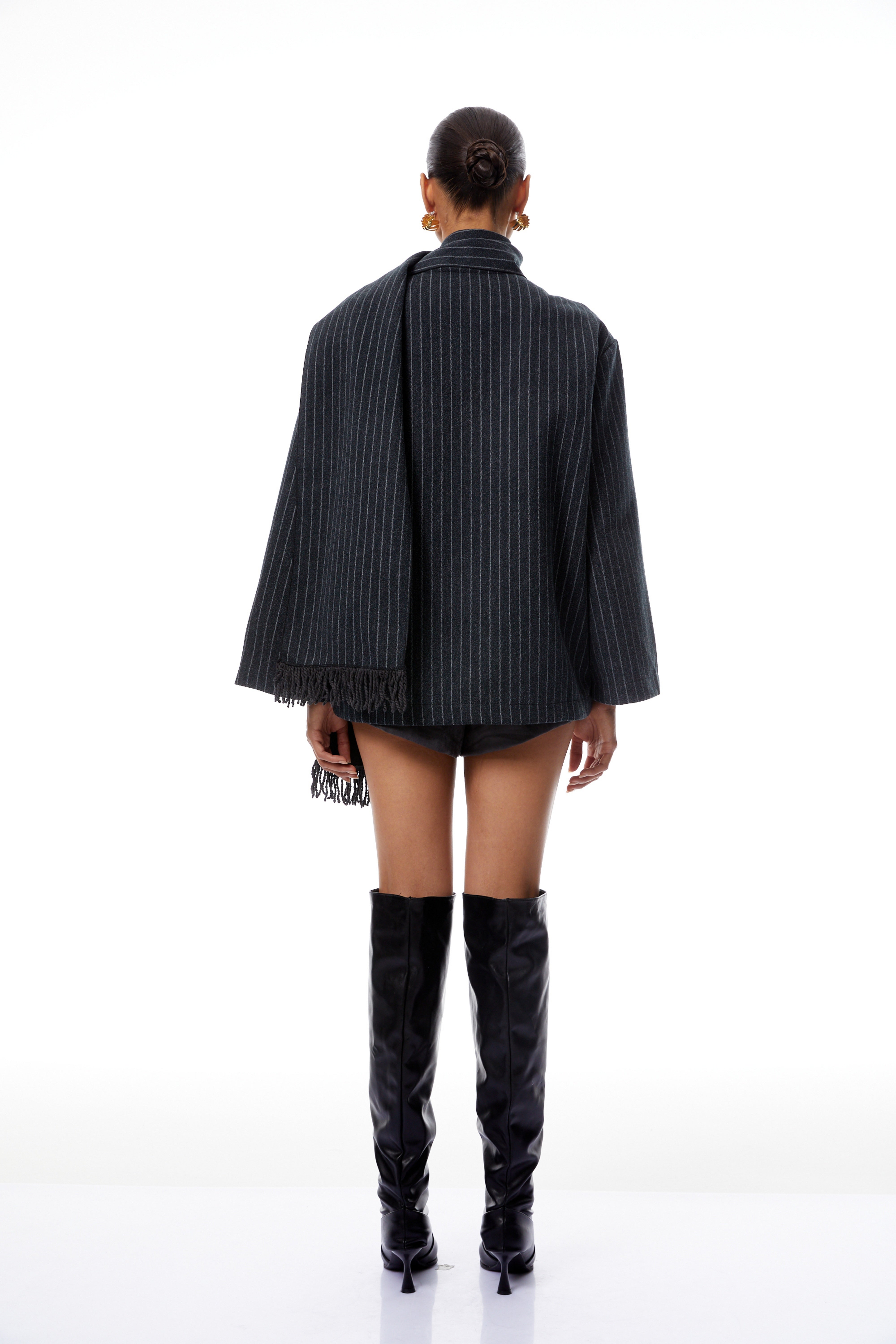 Carlotta Grauer Schal, gestreifter Tweed-Kurzmantel