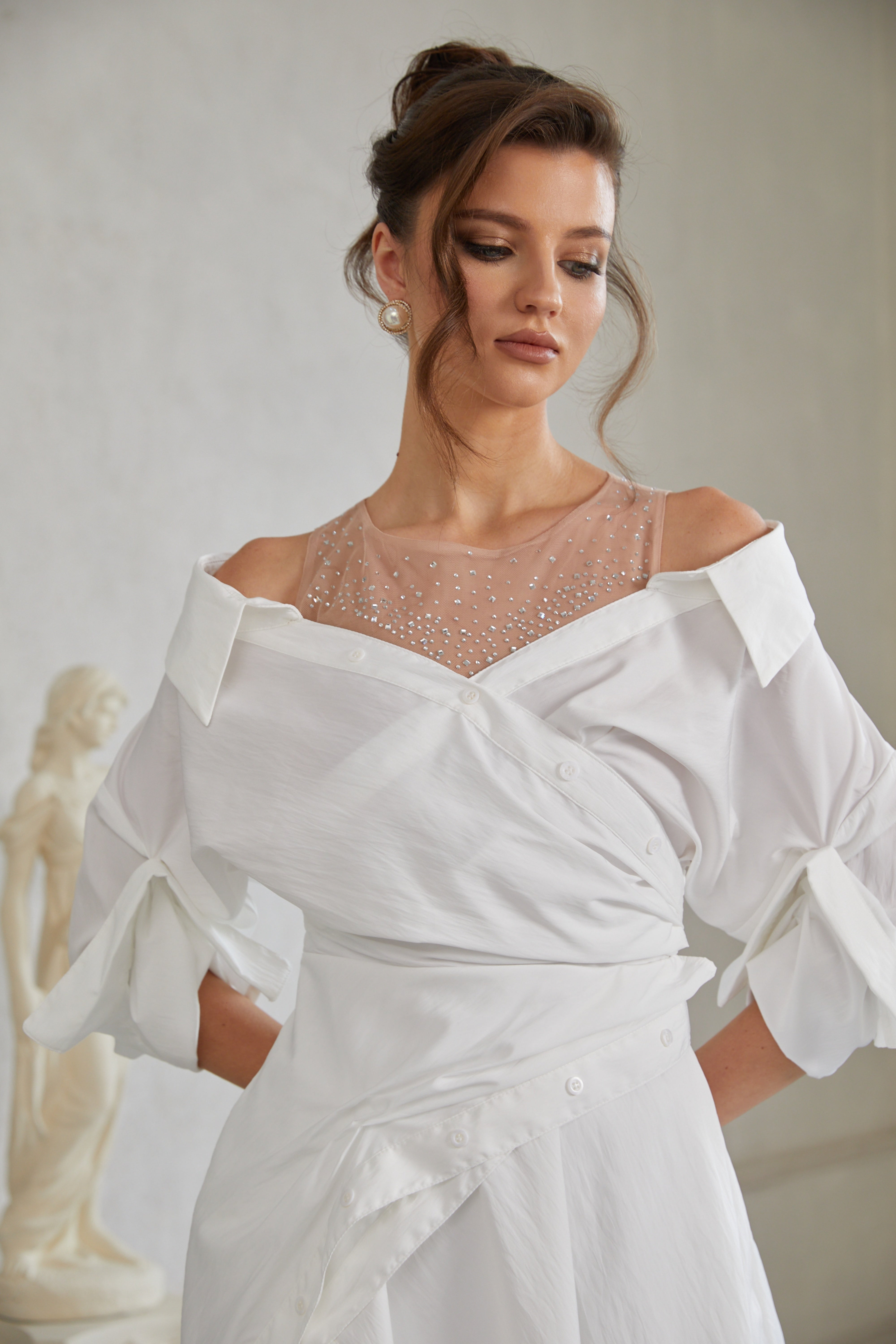 Jamie White Mesh Off-Shoulder-Shirt