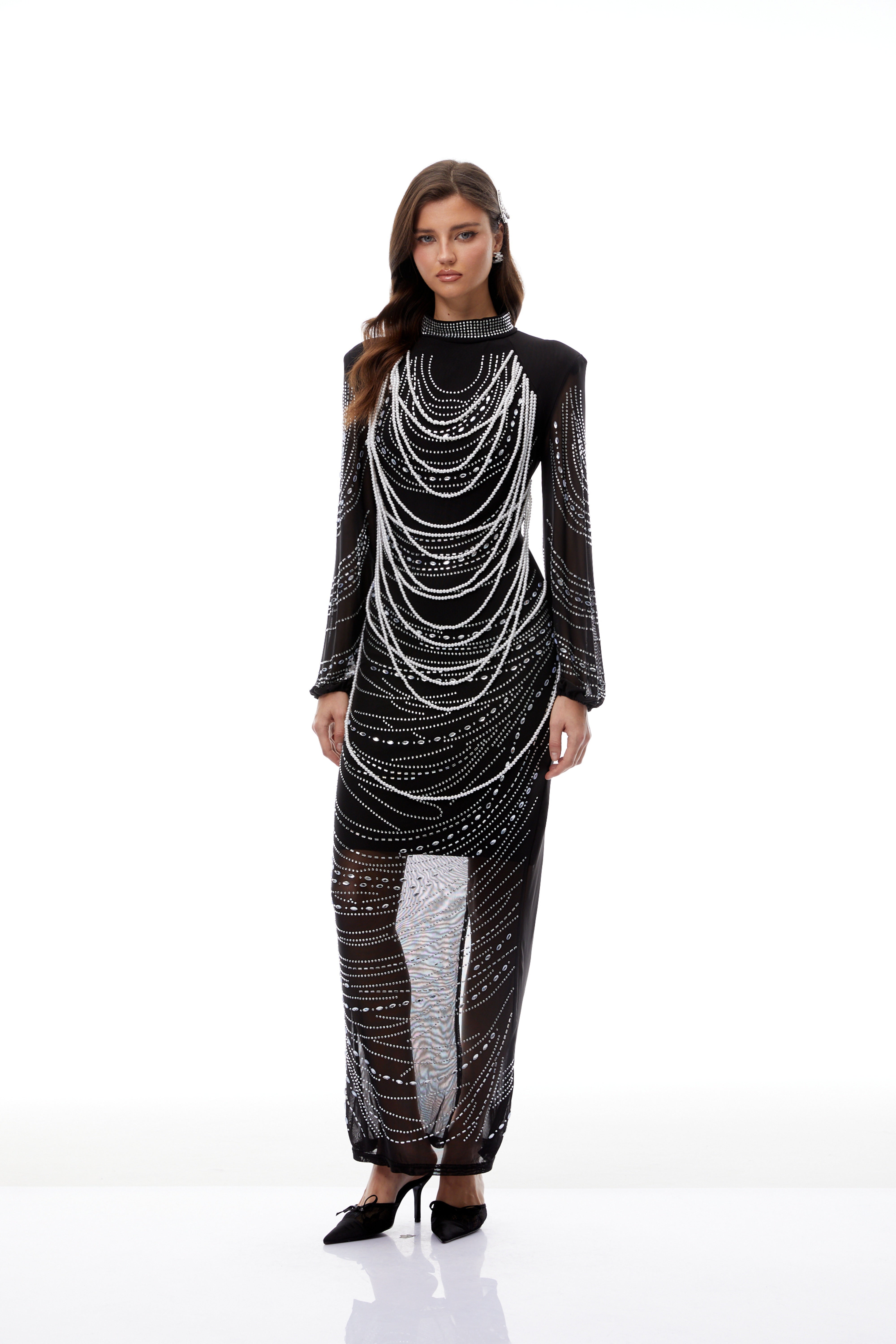 Ingrid Schwarzes, verziertes Maxikleid aus Fransen-Mesh