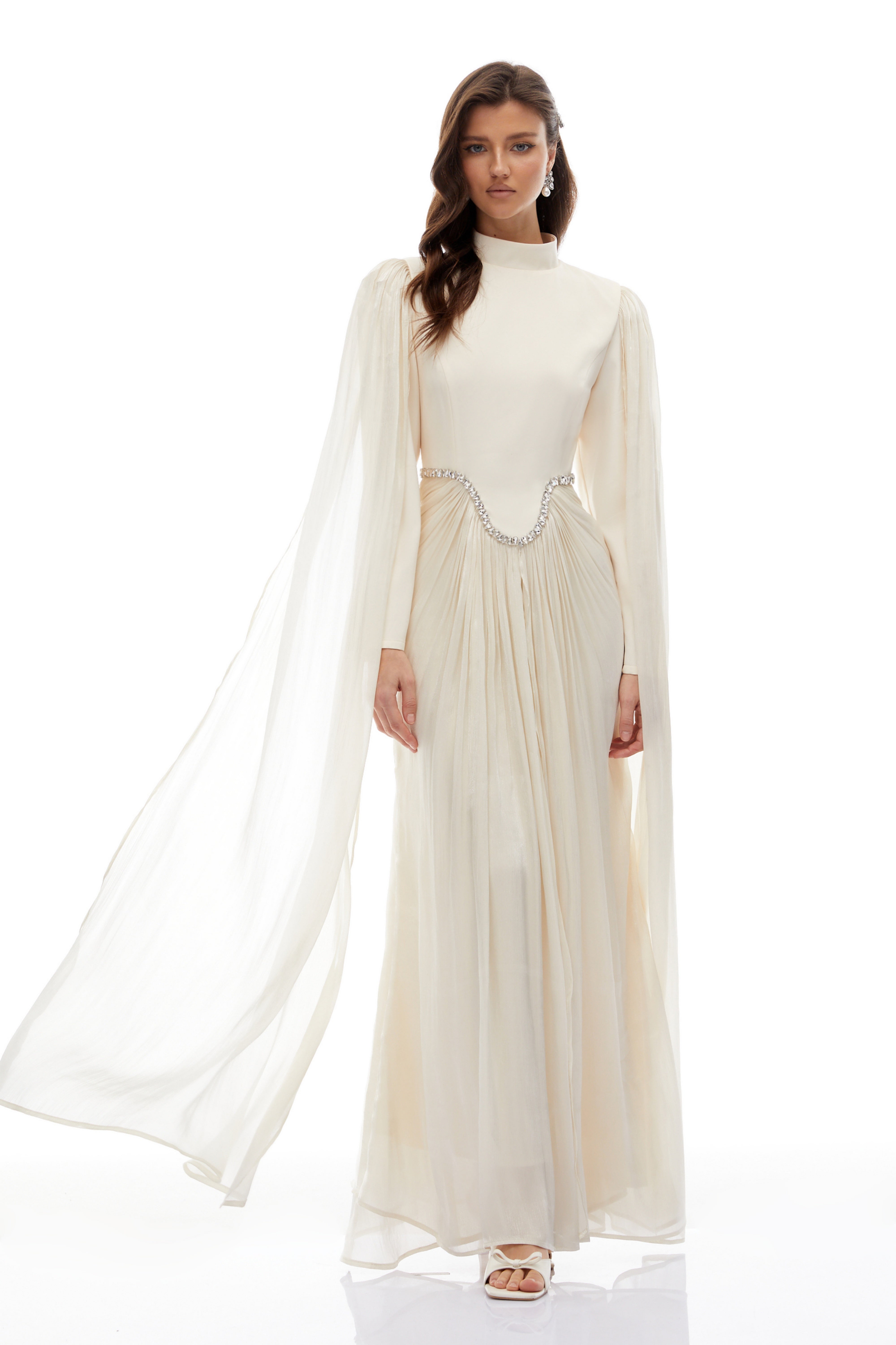 Andrine Weißes Maxikleid mit Kristallverzierung
