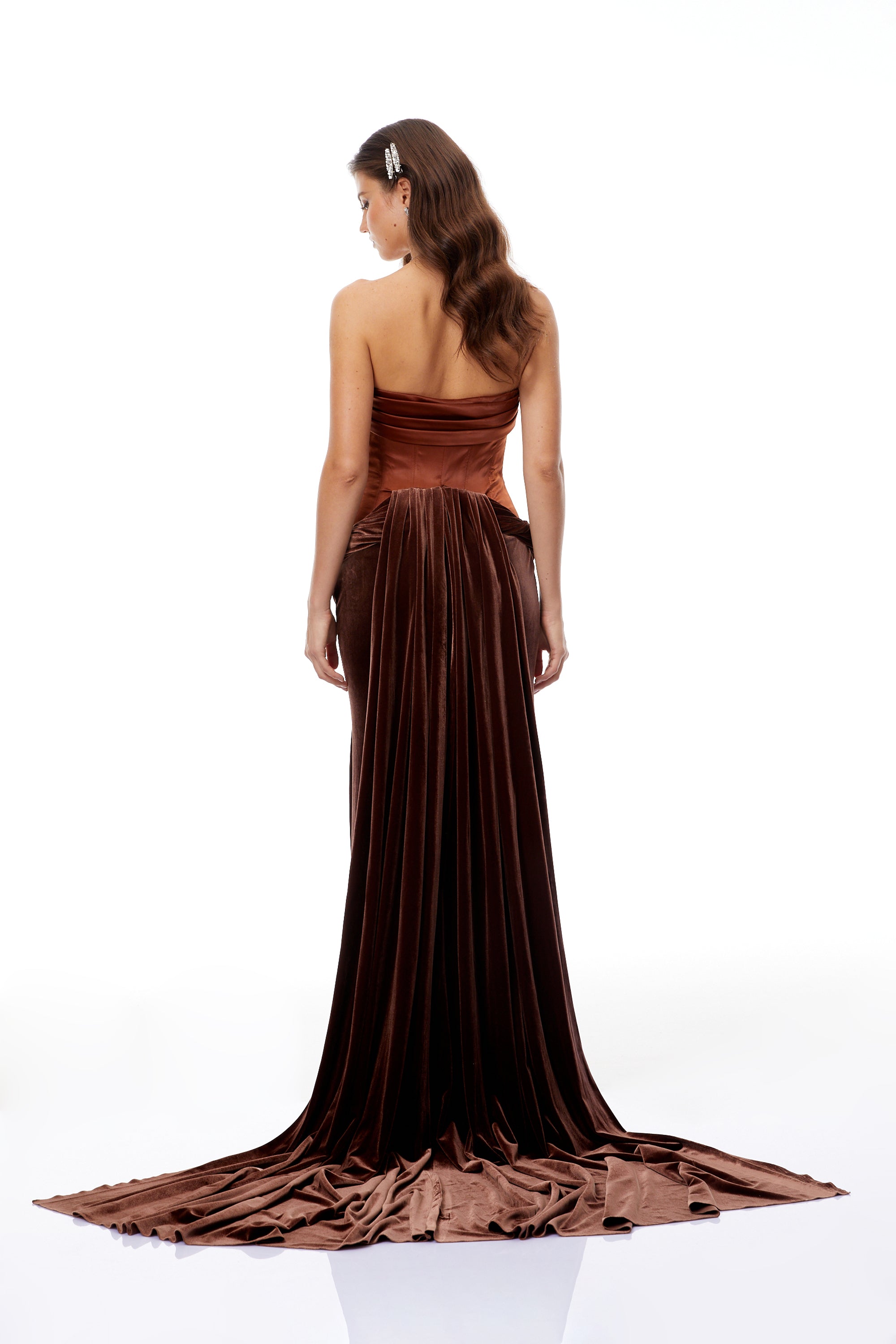 Zoé Brown trägerloses Samt-Korsett-Maxikleid