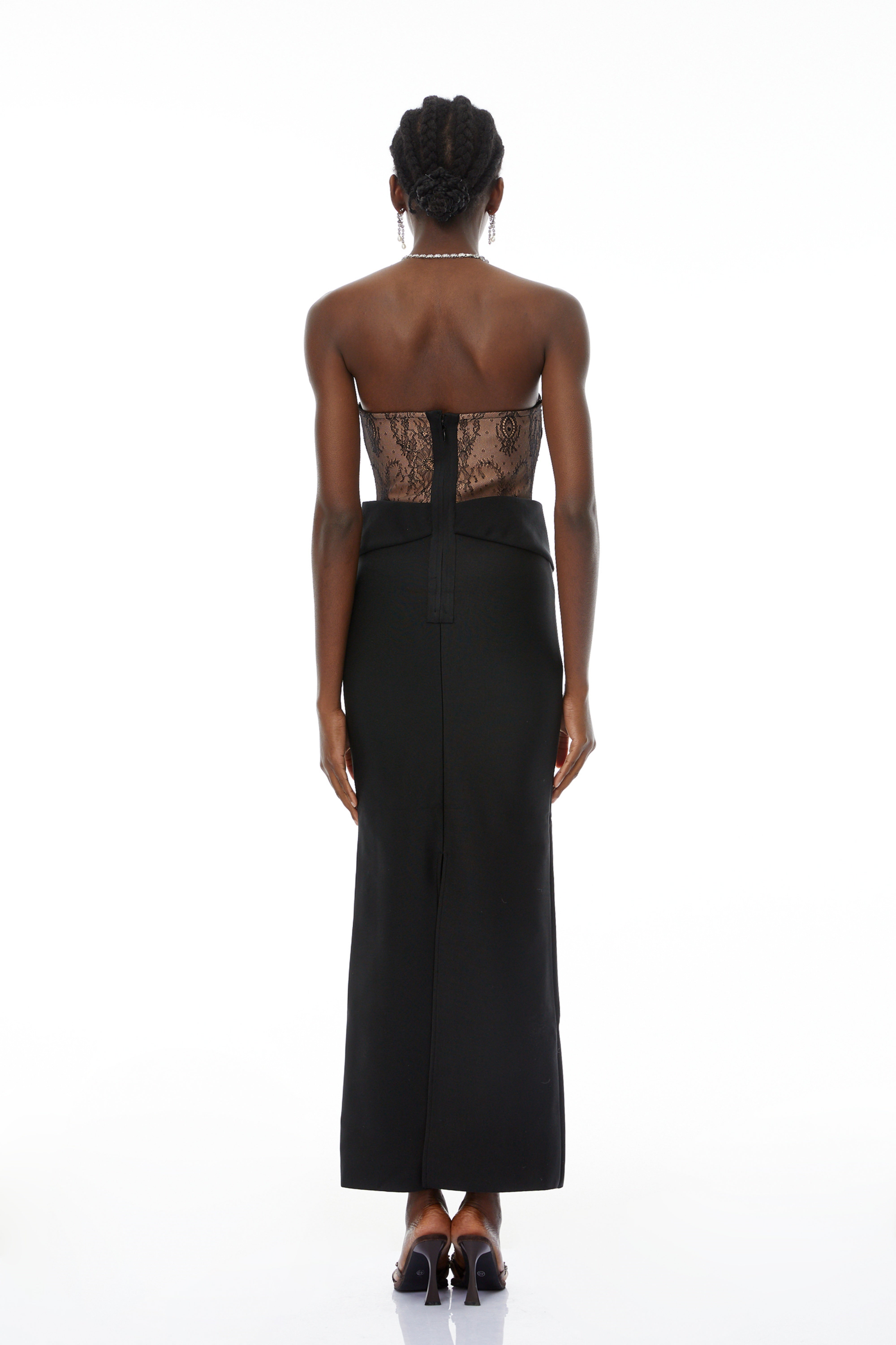 Leire Black Lace Panel Ruched Maxi Dress