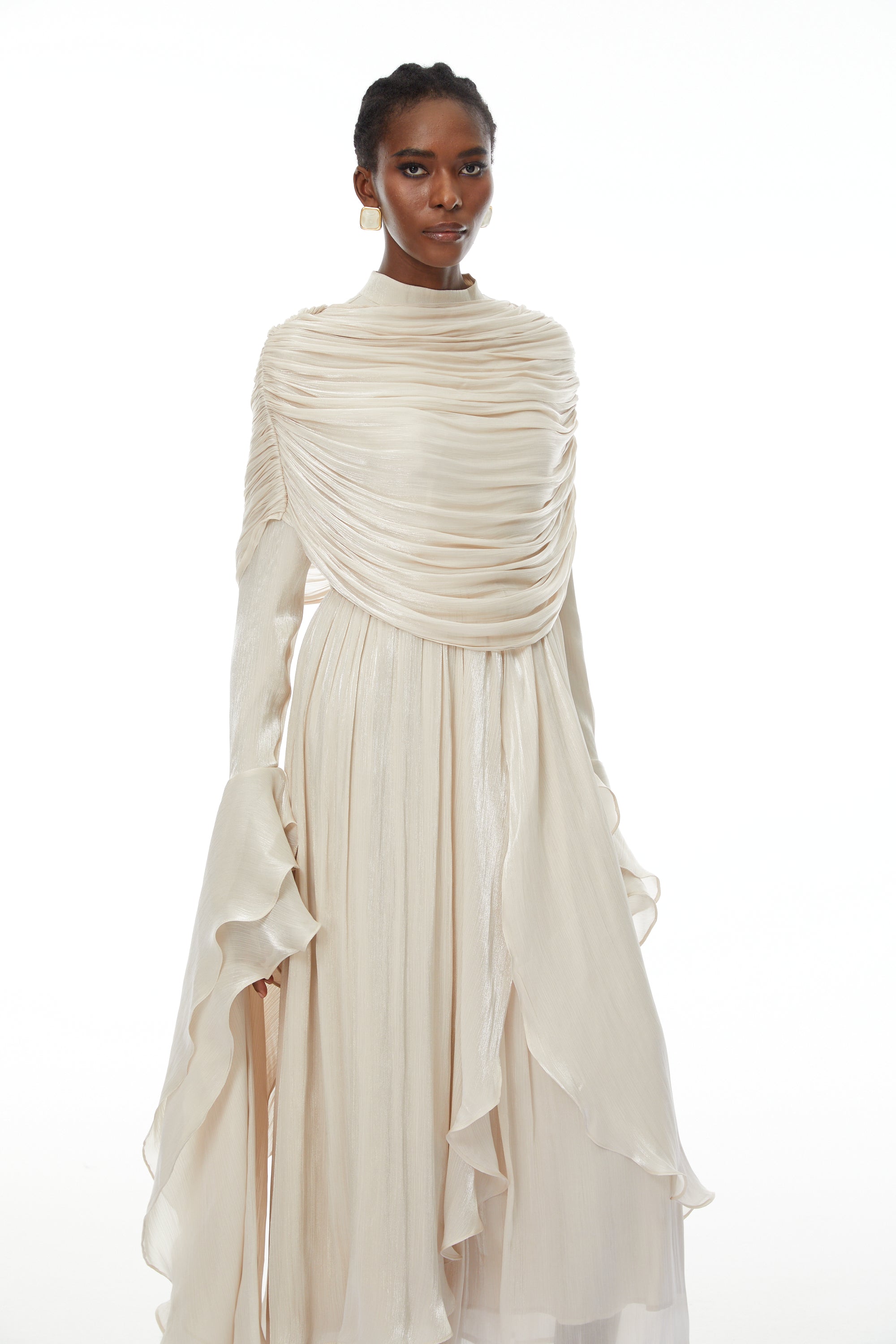 فستان غوستاف ماكسي محايد مع كشكشة وكاب 