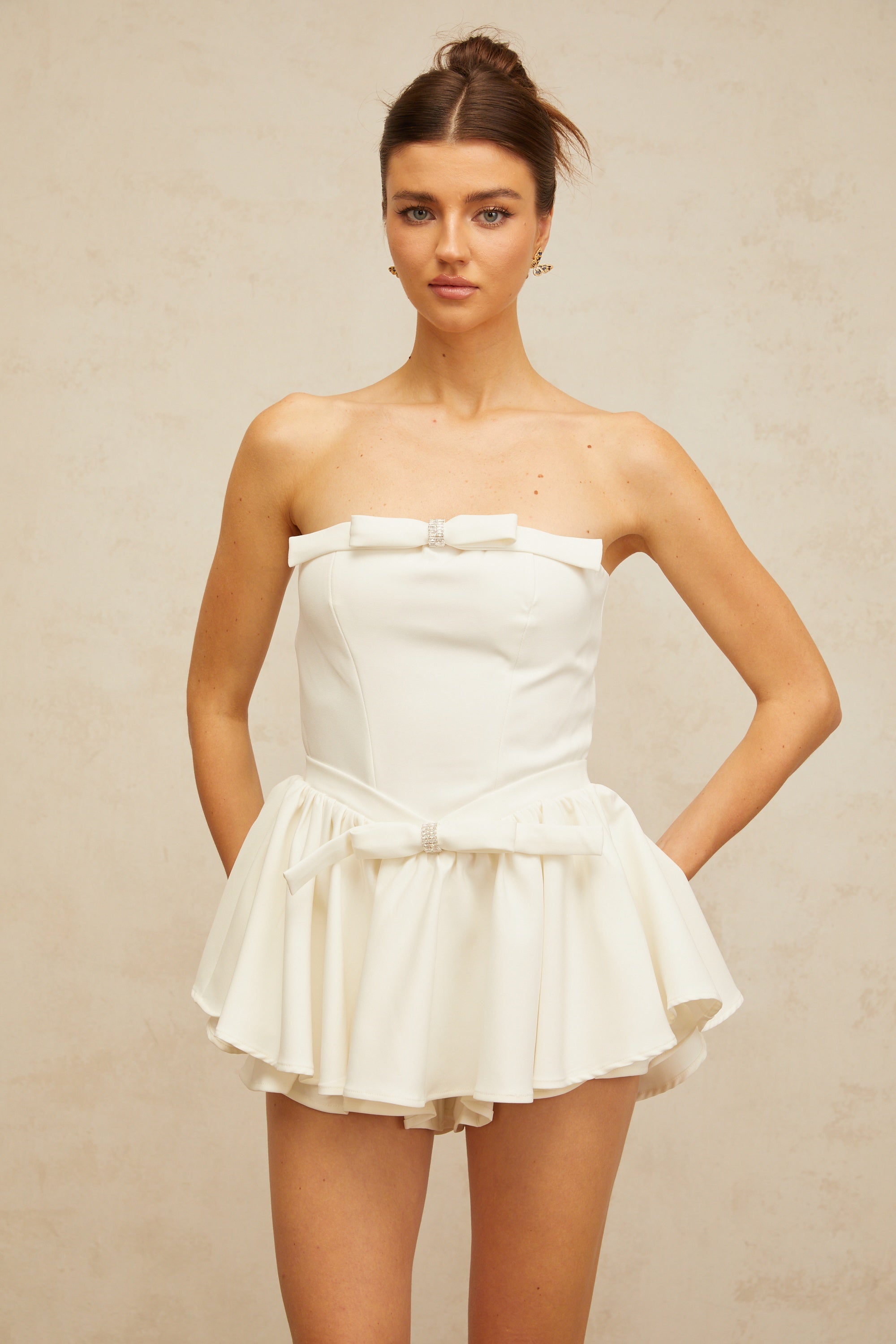 Ariel – Weißes Korsett-Minikleid mit Schleife 