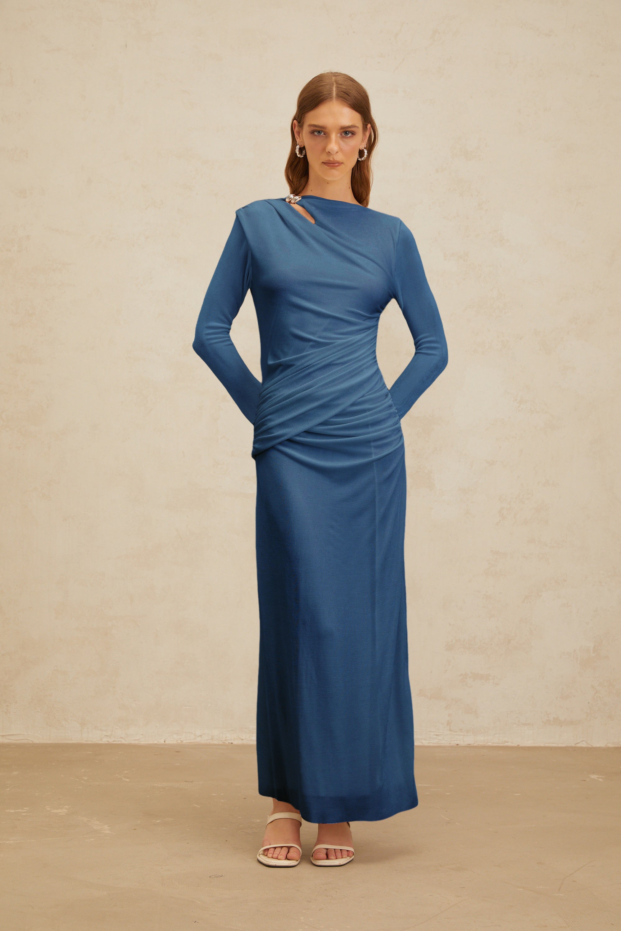 فستان دانيشا الأزرق الملكي Ruched ماكسي