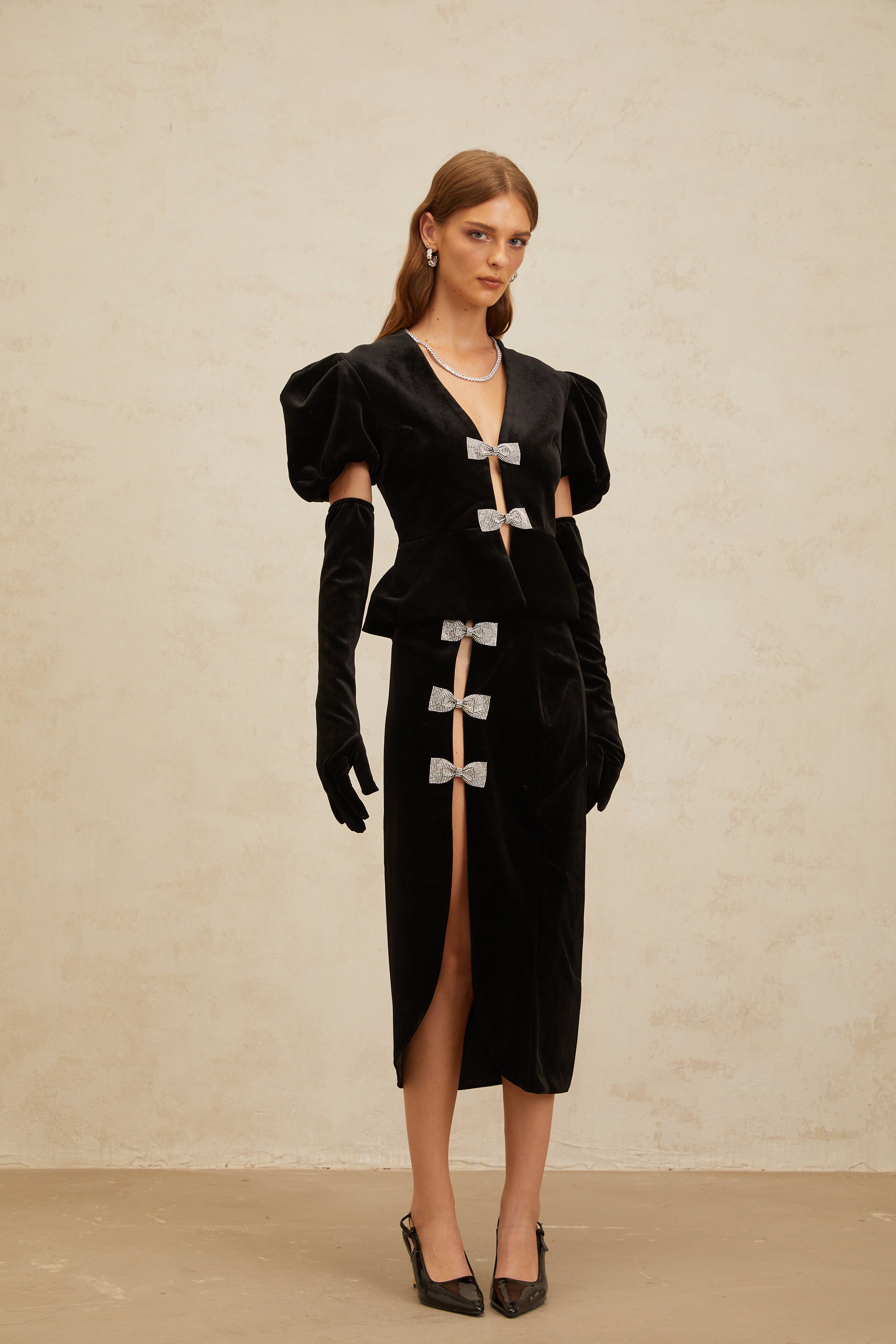 Adèle Black Bowknot Cut-Out Velvet Top & Skirt Matching Set