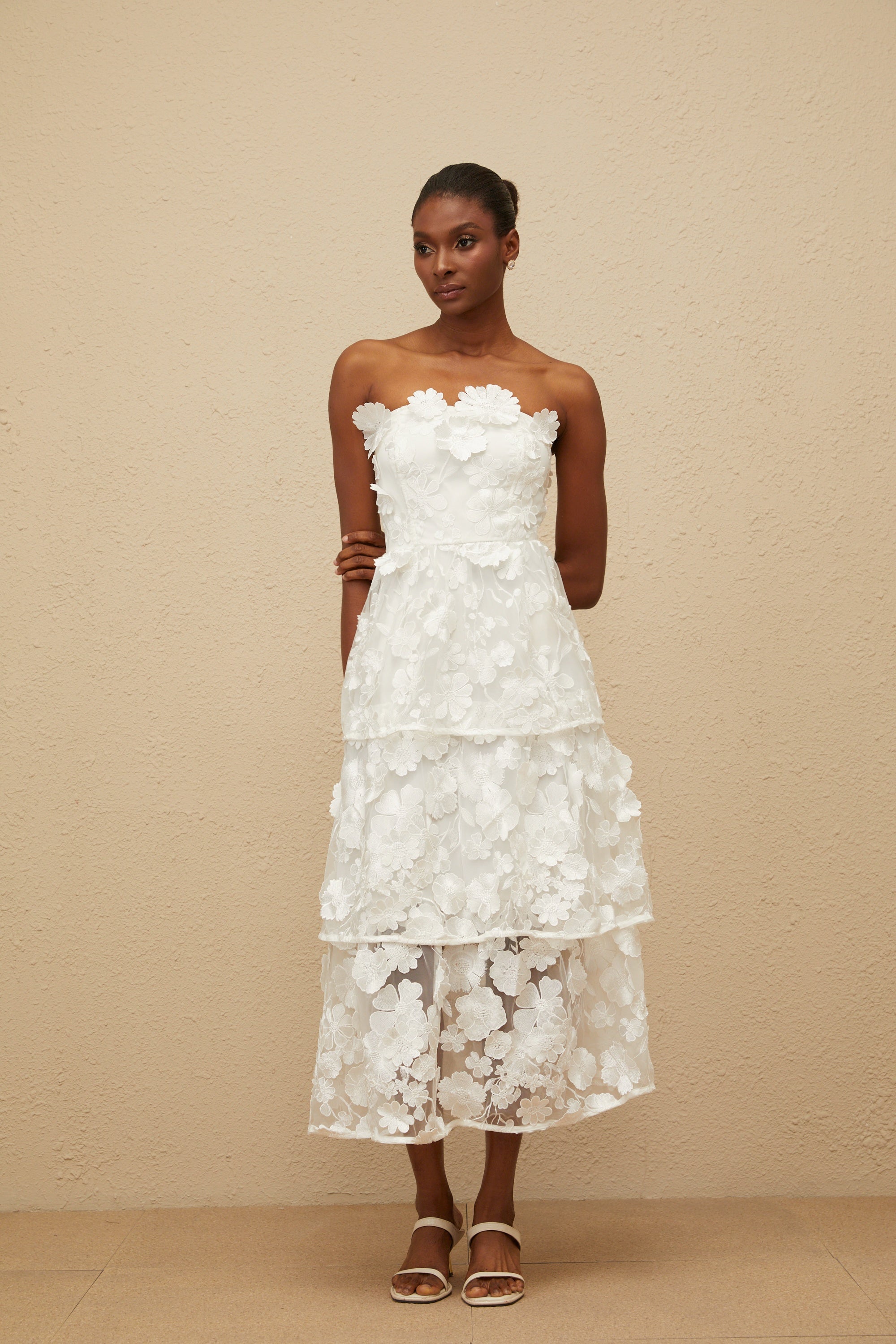 Caméo White Tiered Floral Midi Dress