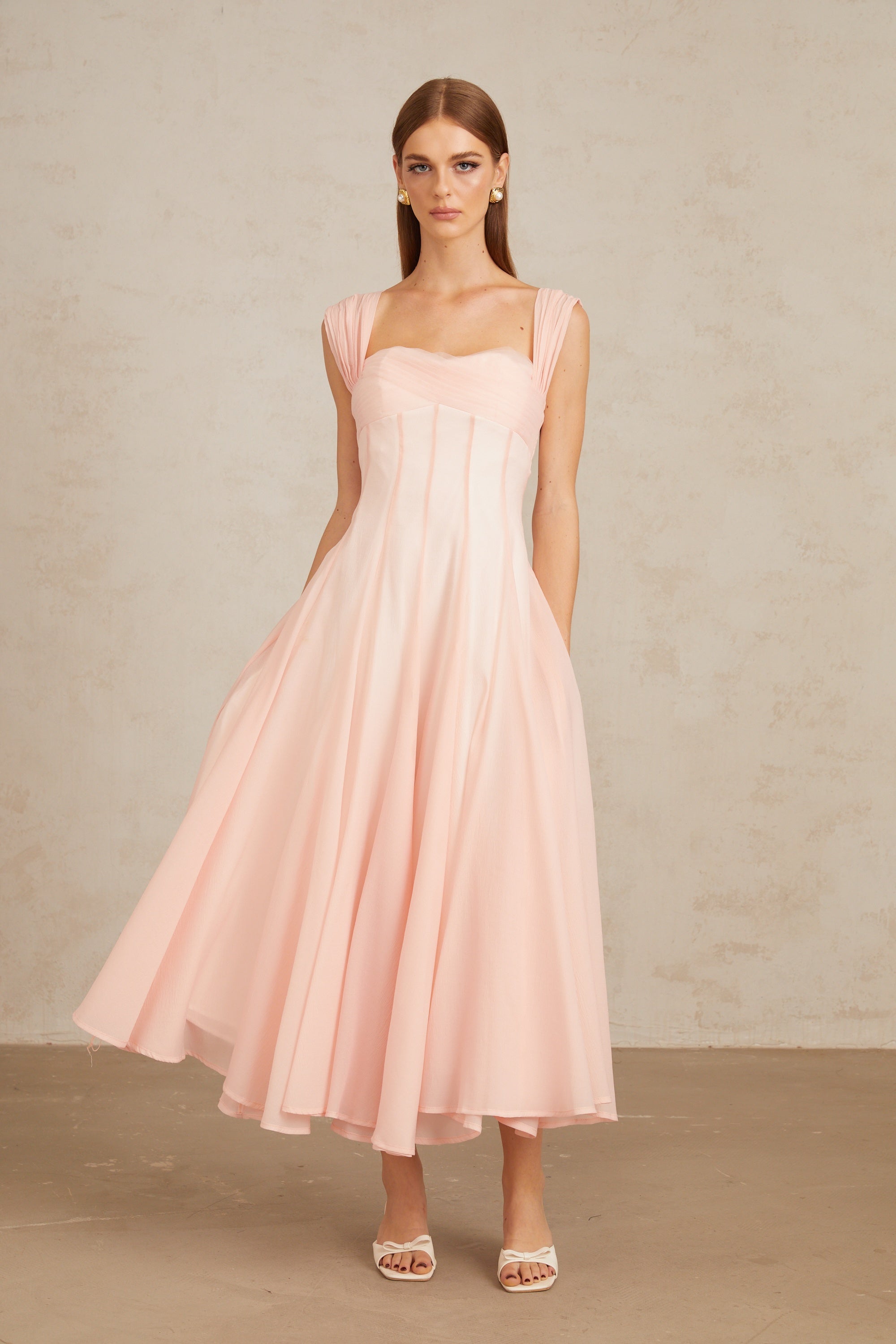 Érasme – Rosa Midikleid mit Volant