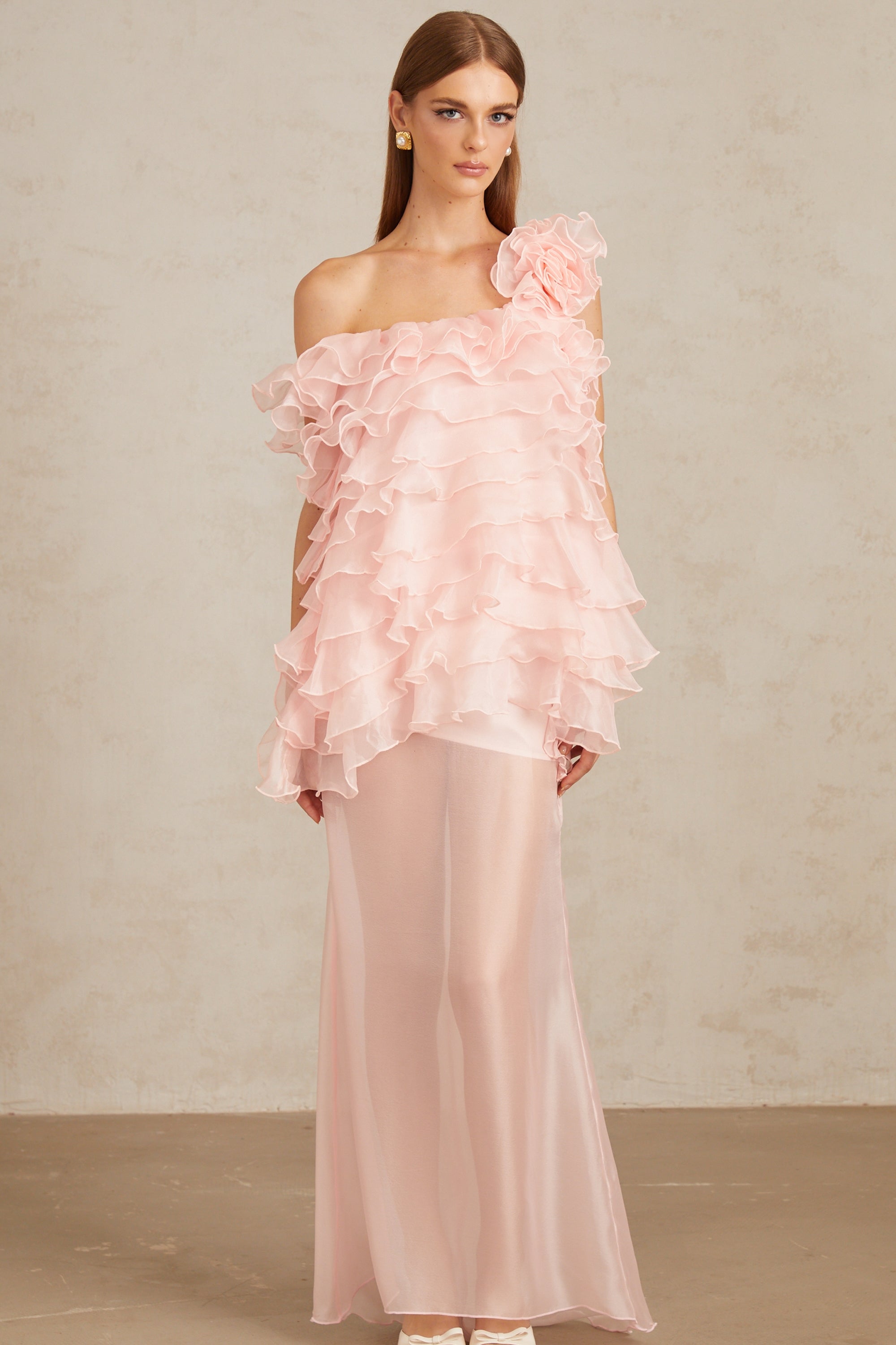 طقم فستان و تنورة روزالي الوردي متعدد الطبقات ذو الزخارف الزهرية