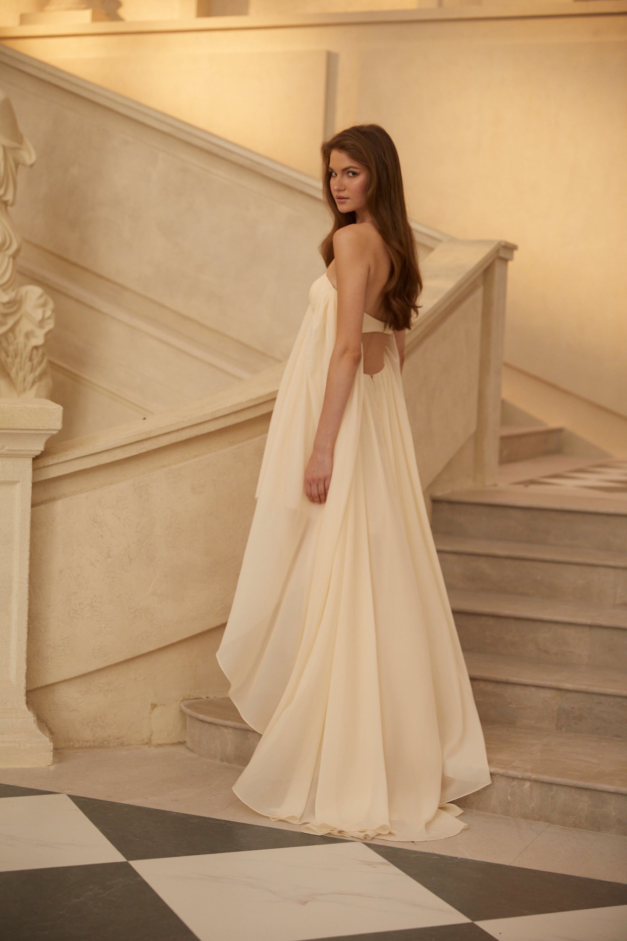 فستان أنيلي بيج البوري من الشيفون متوسط ​​الطول