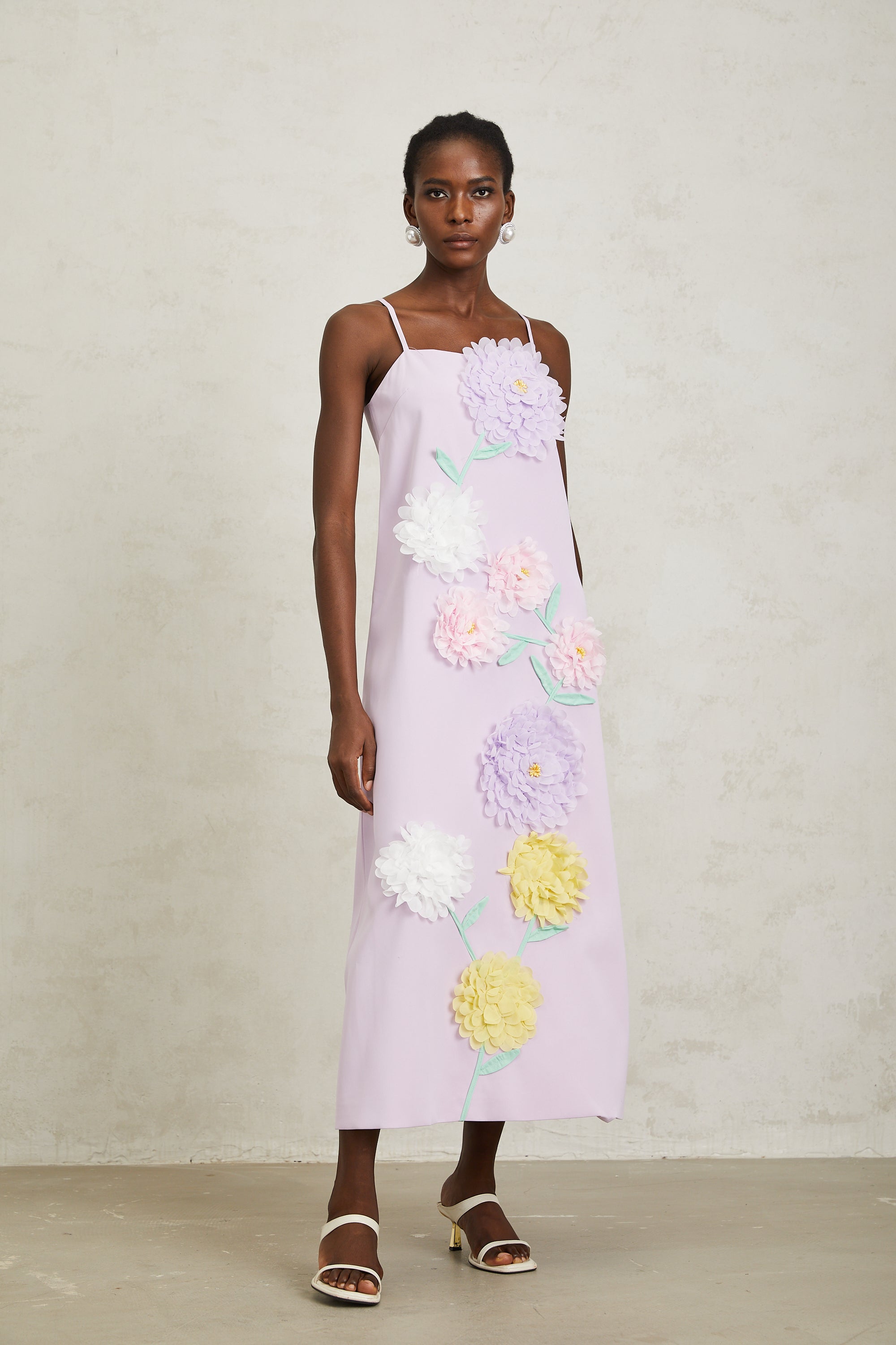 Véronique Purple 3D Petal Sleeveless Midi Dress