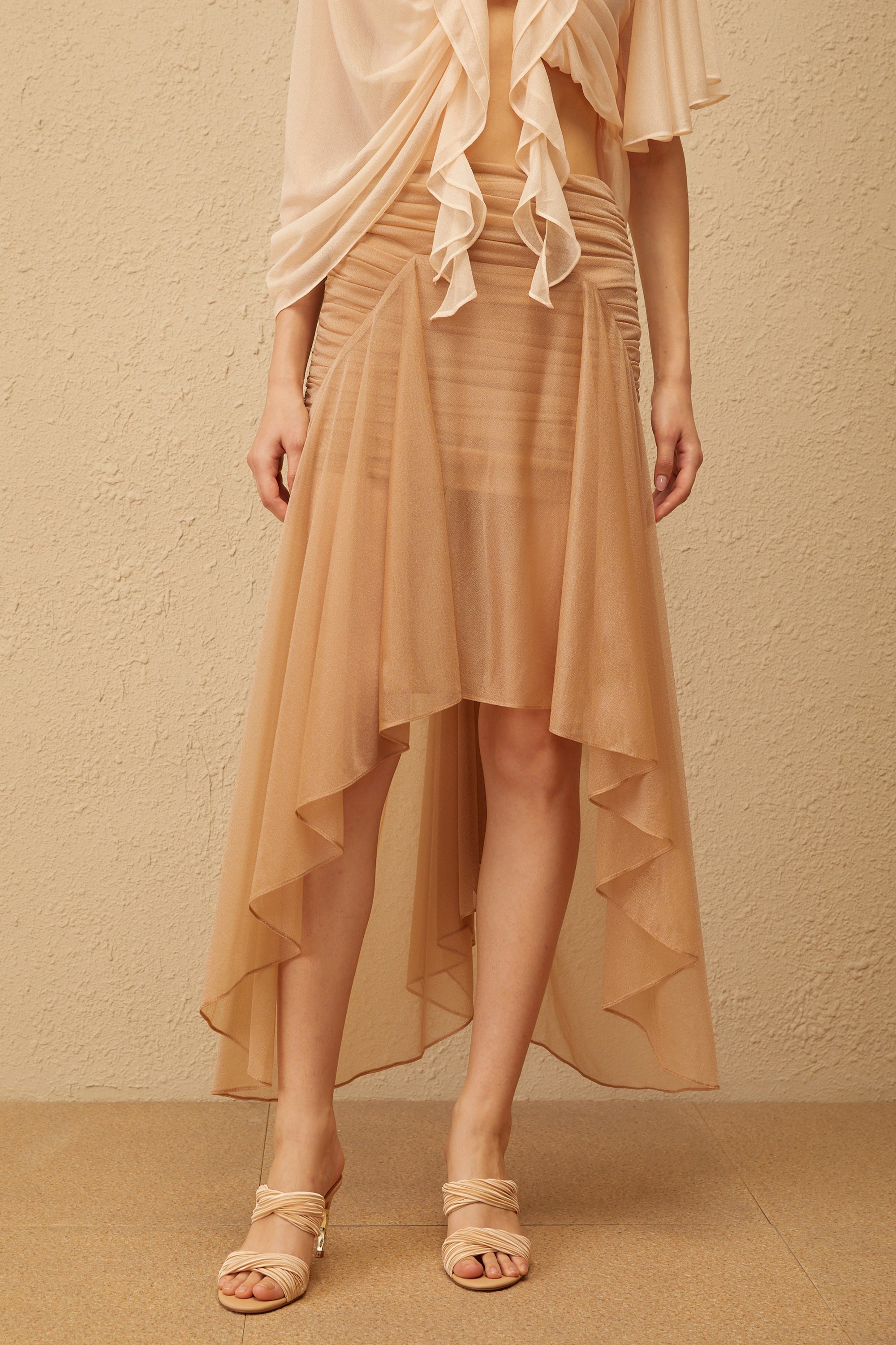 Zélie تنورة متوسطة الطول بحاشية مكشكشة محايدة