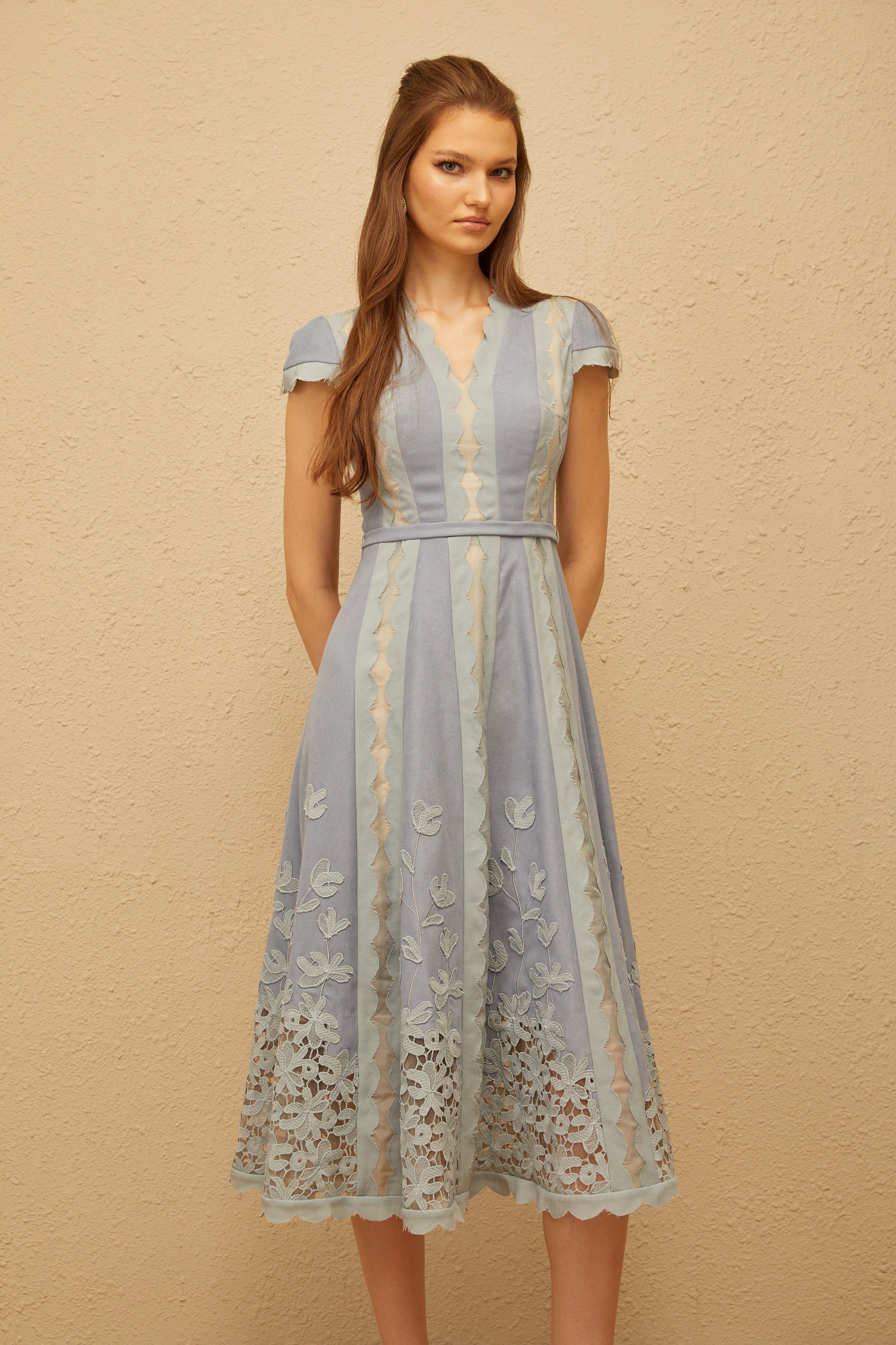 Amália Blue Scalloped Floral Embroidered Midi Dress