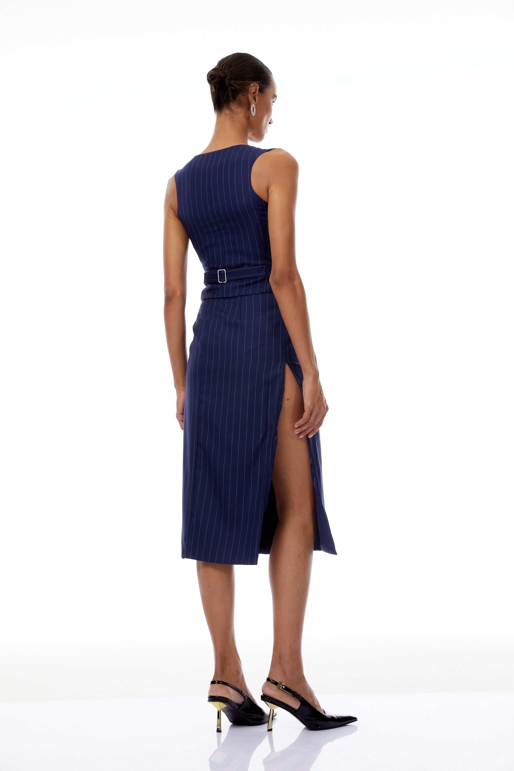 طقم أوريان بلوزة وتنورة مخططة باللون الأزرق الداكن