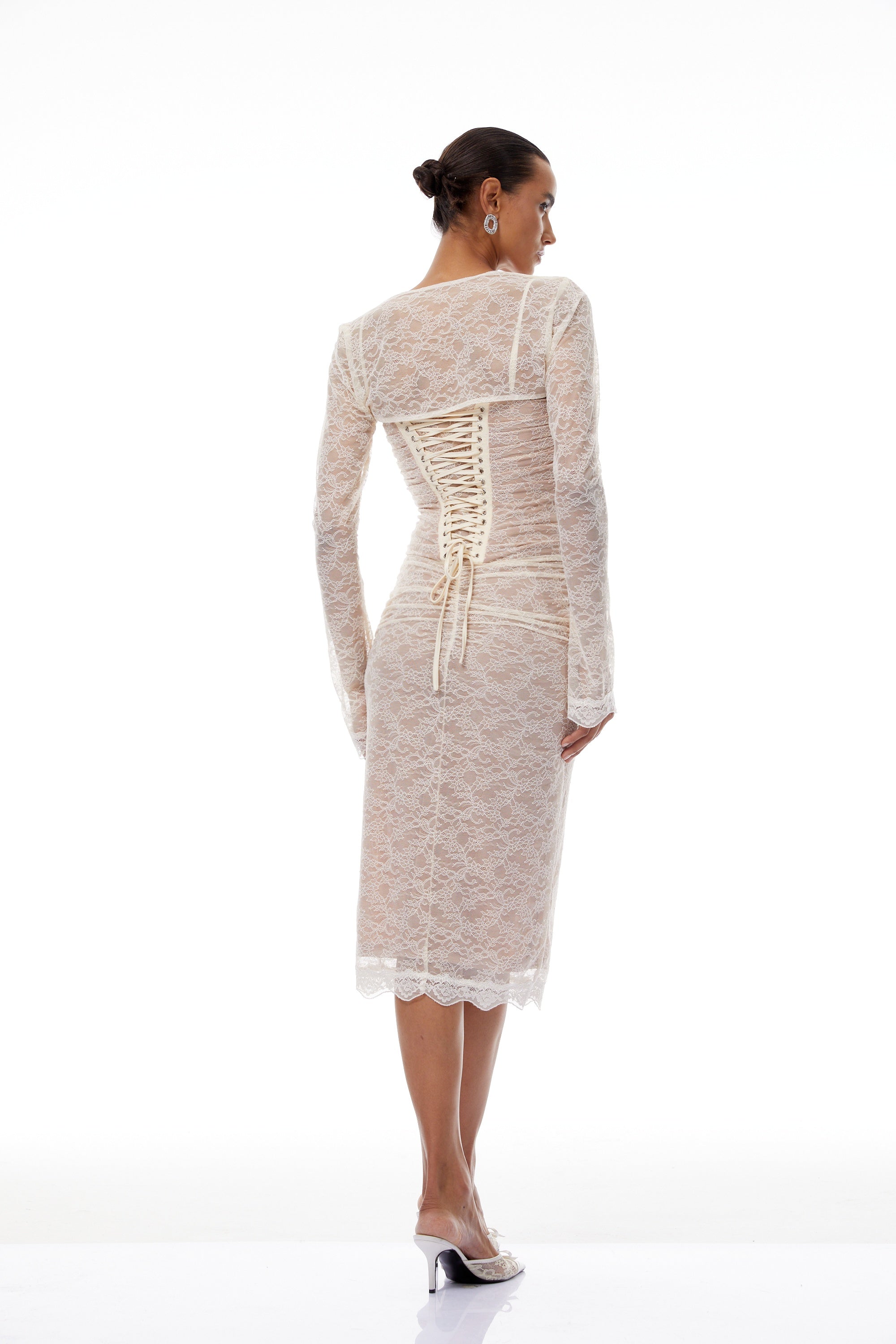 Valérie Neutral Floral Lace Ruched Shawl & Dress Set
