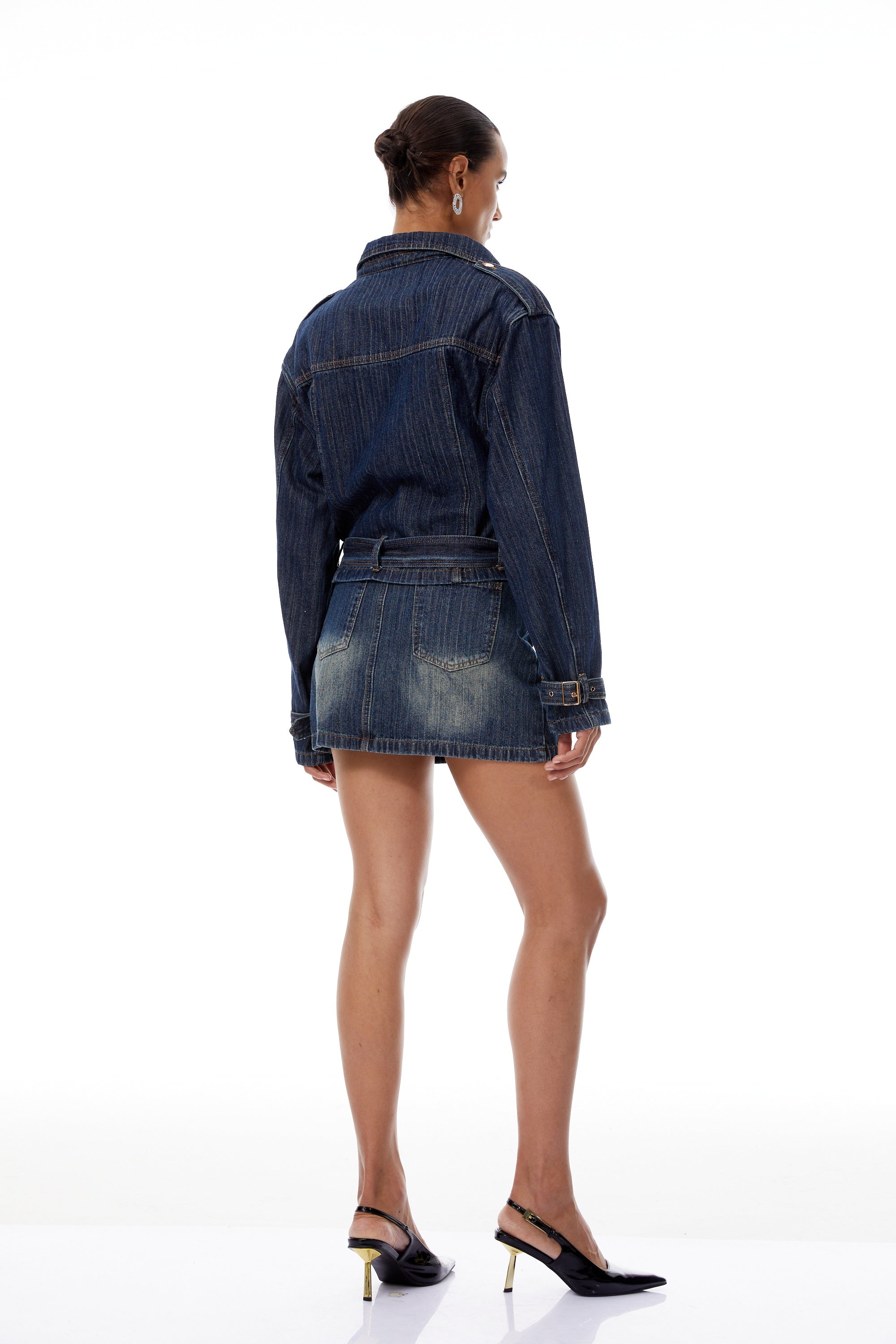 طقم سترة وتنورة زرقاء من Solène