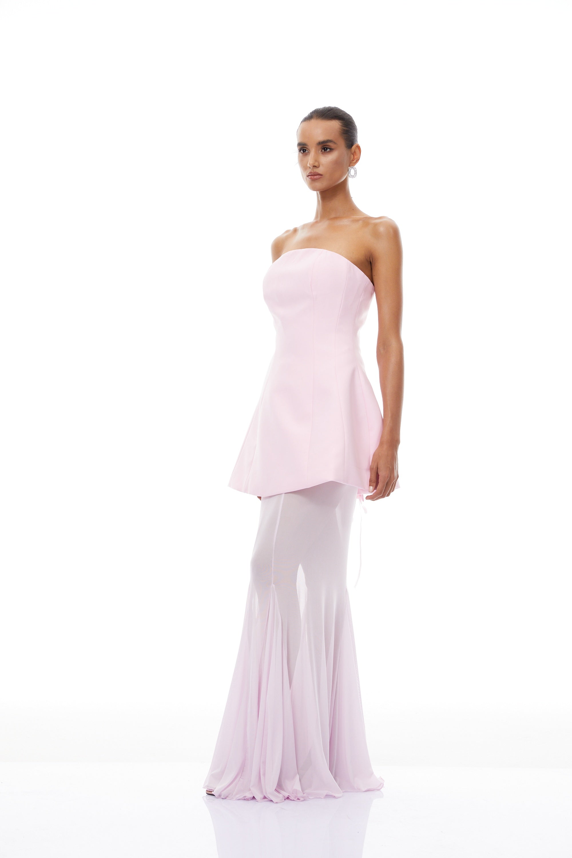 مجموعة فستان كورساج أسود و تنورة شبكية من ميلاني