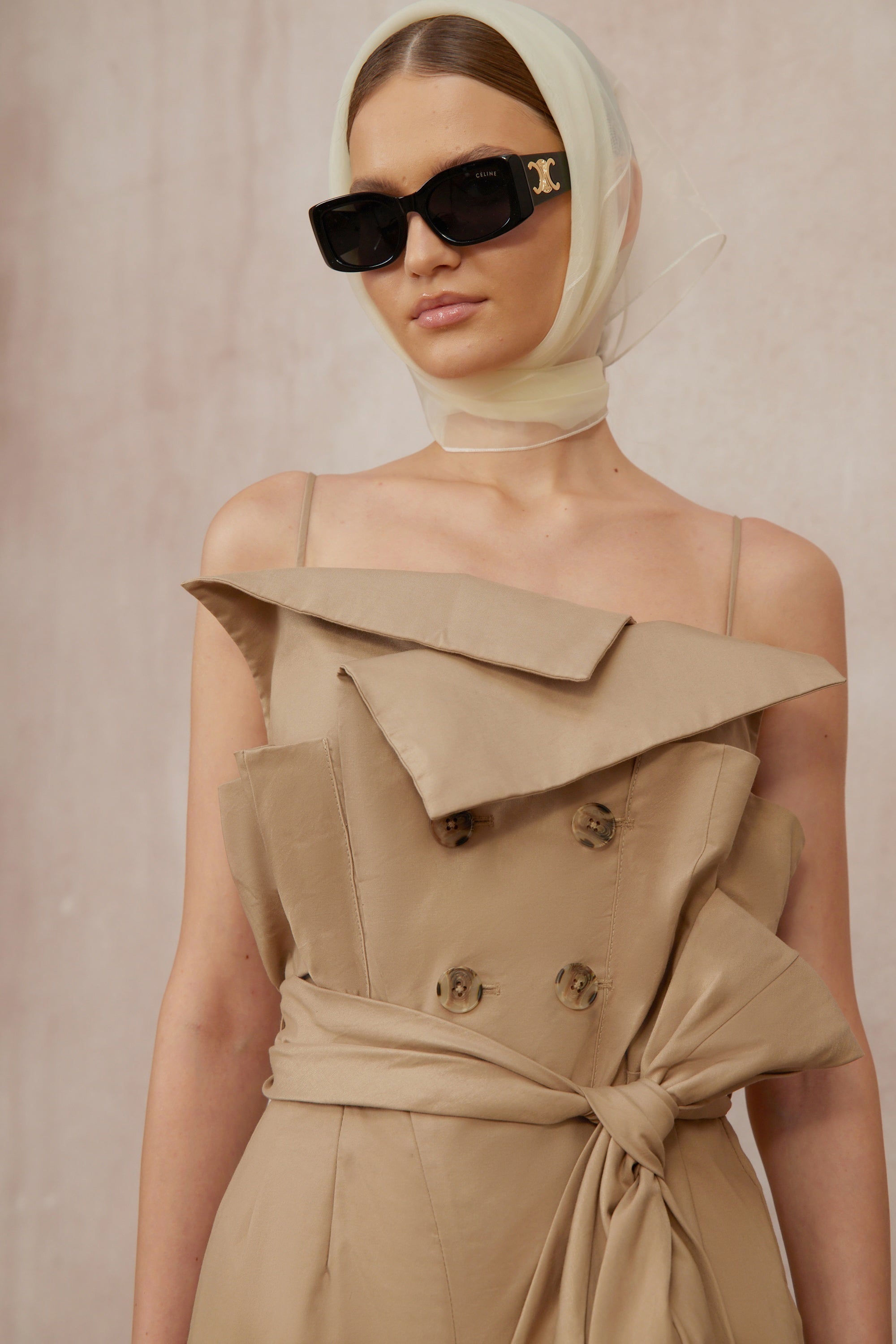 جمبسوت نانيت كاكي غير متماثل مزدوج الصدر