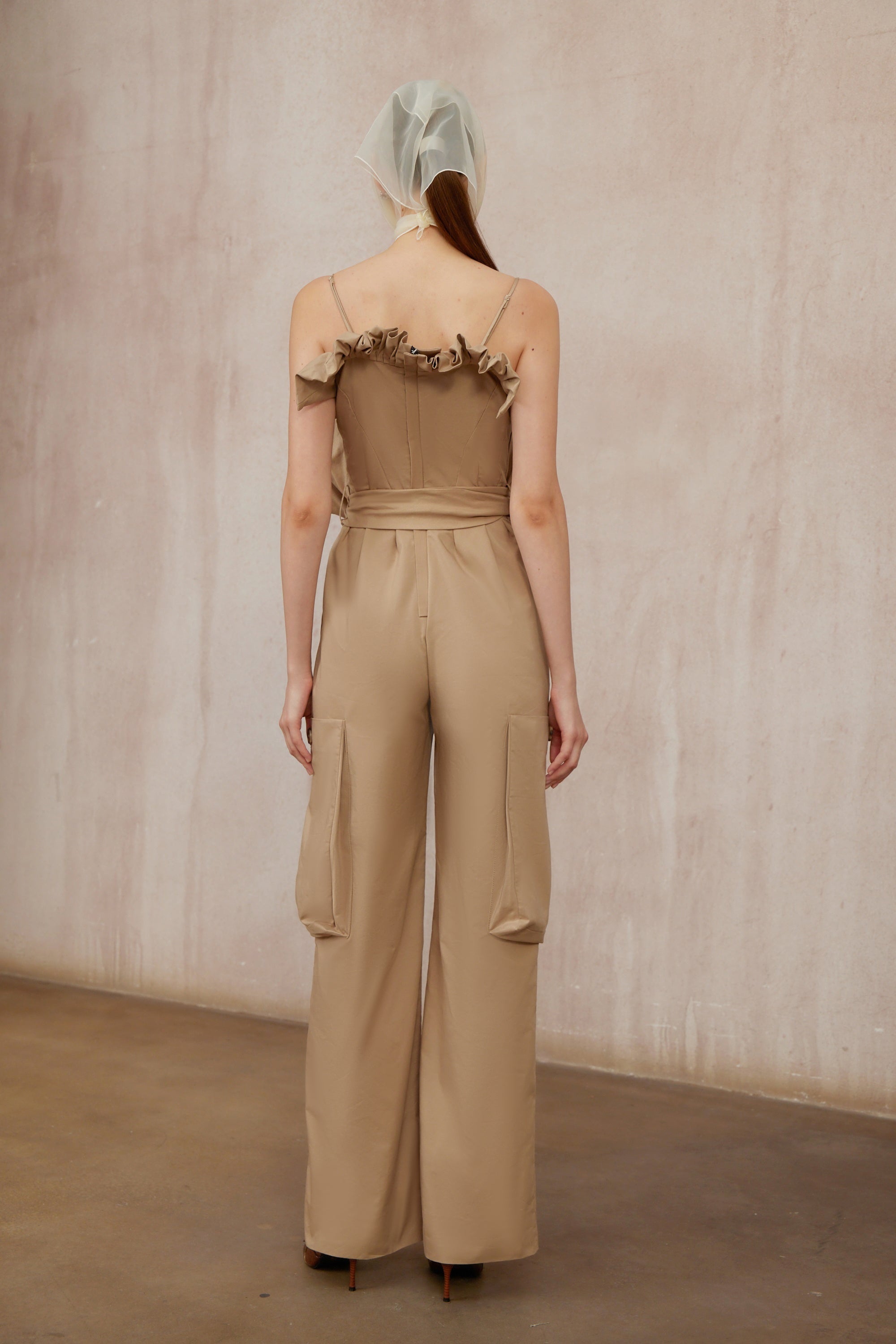 جمبسوت نانيت كاكي غير متماثل مزدوج الصدر