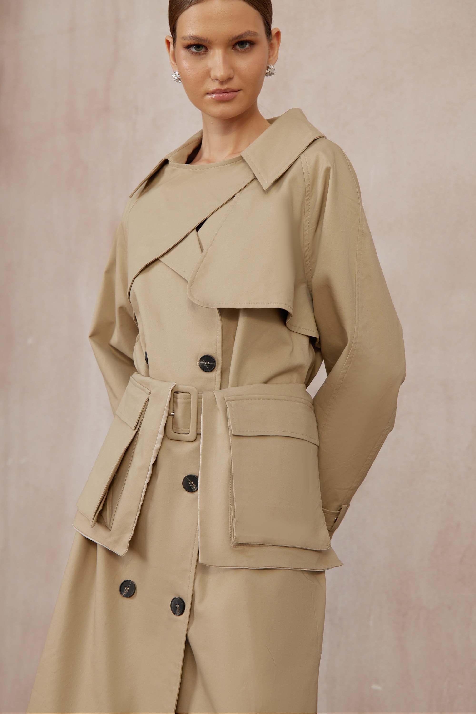 Raquel Khaki Asymmetrischer langer Trenchcoat